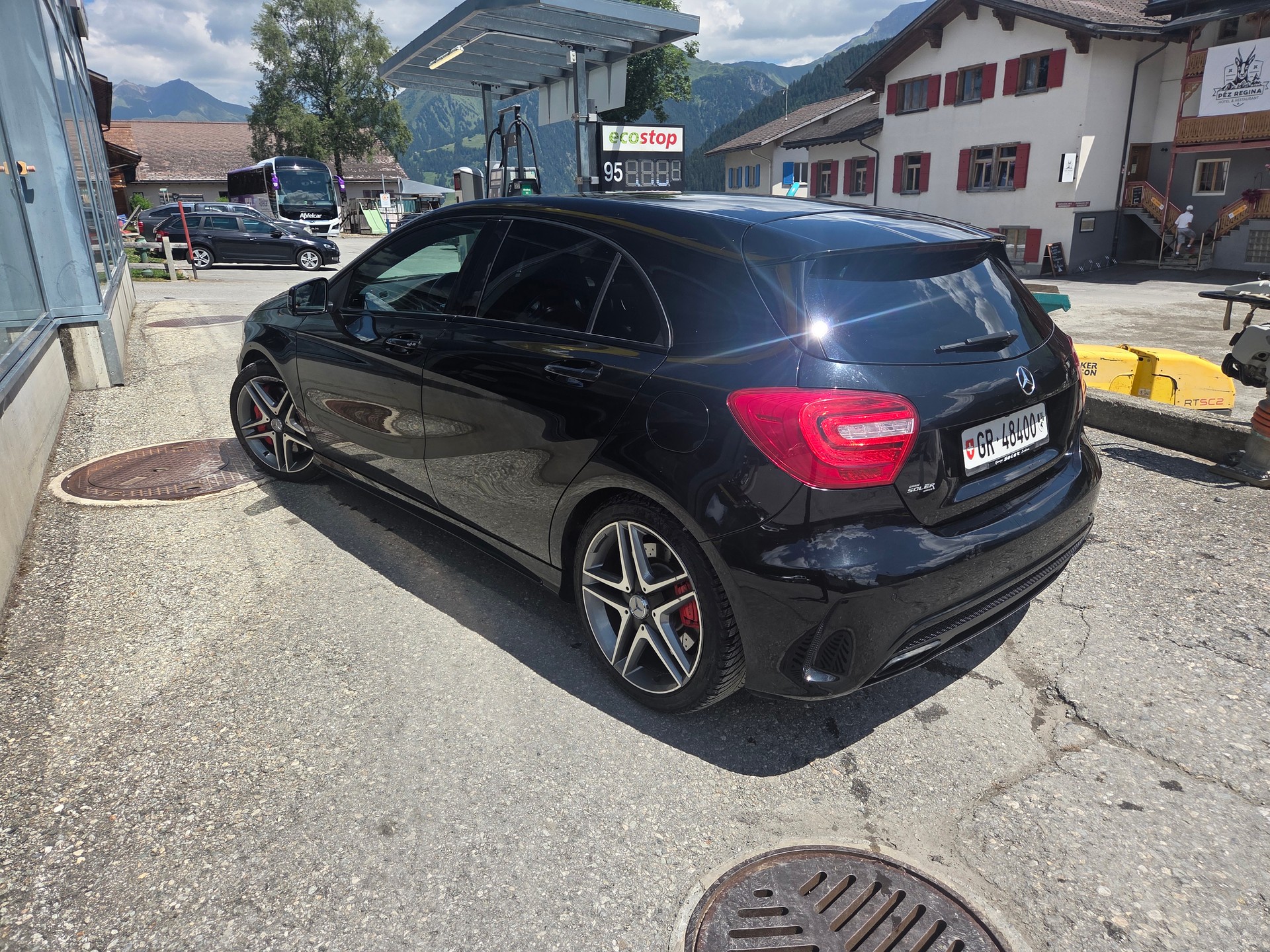 MERCEDES-BENZ A 45 AMG 4Matic Speedshift 7G-DCT-image-4