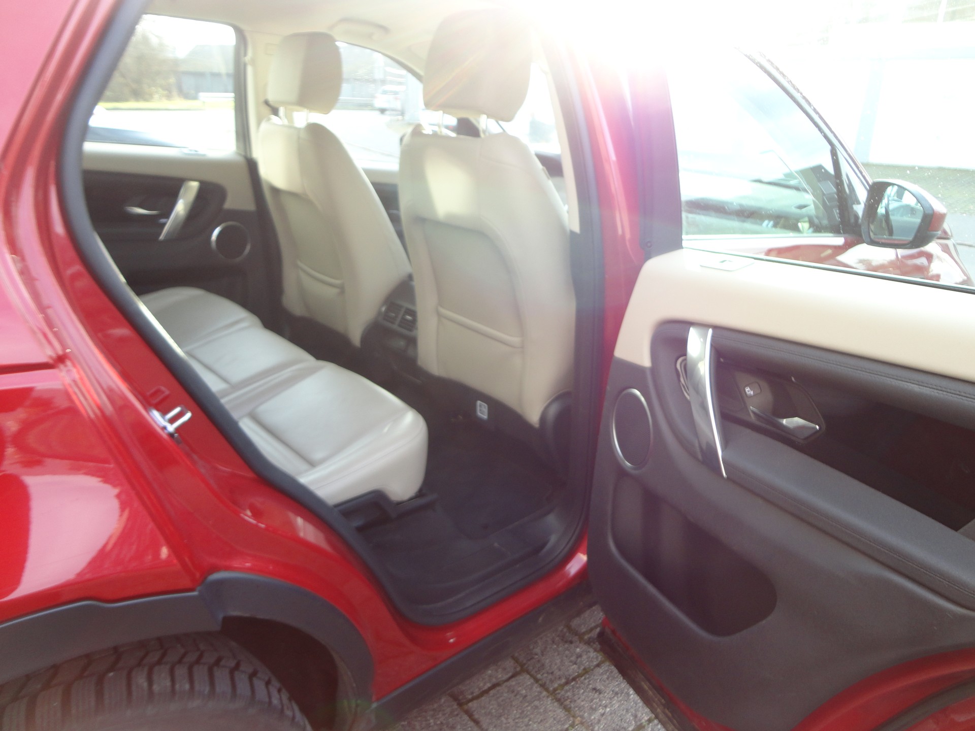 LAND ROVER Discovery Sport P200 2.0 Si4 MHEV Base AT9-image-11