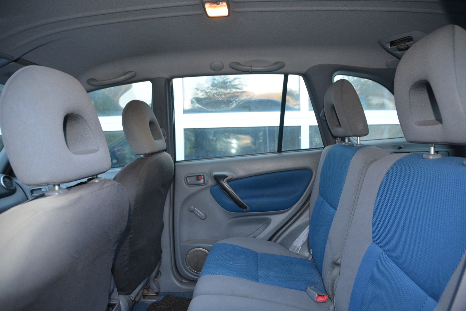 TOYOTA RAV-4 2.0 16V Linea Sol-image-9