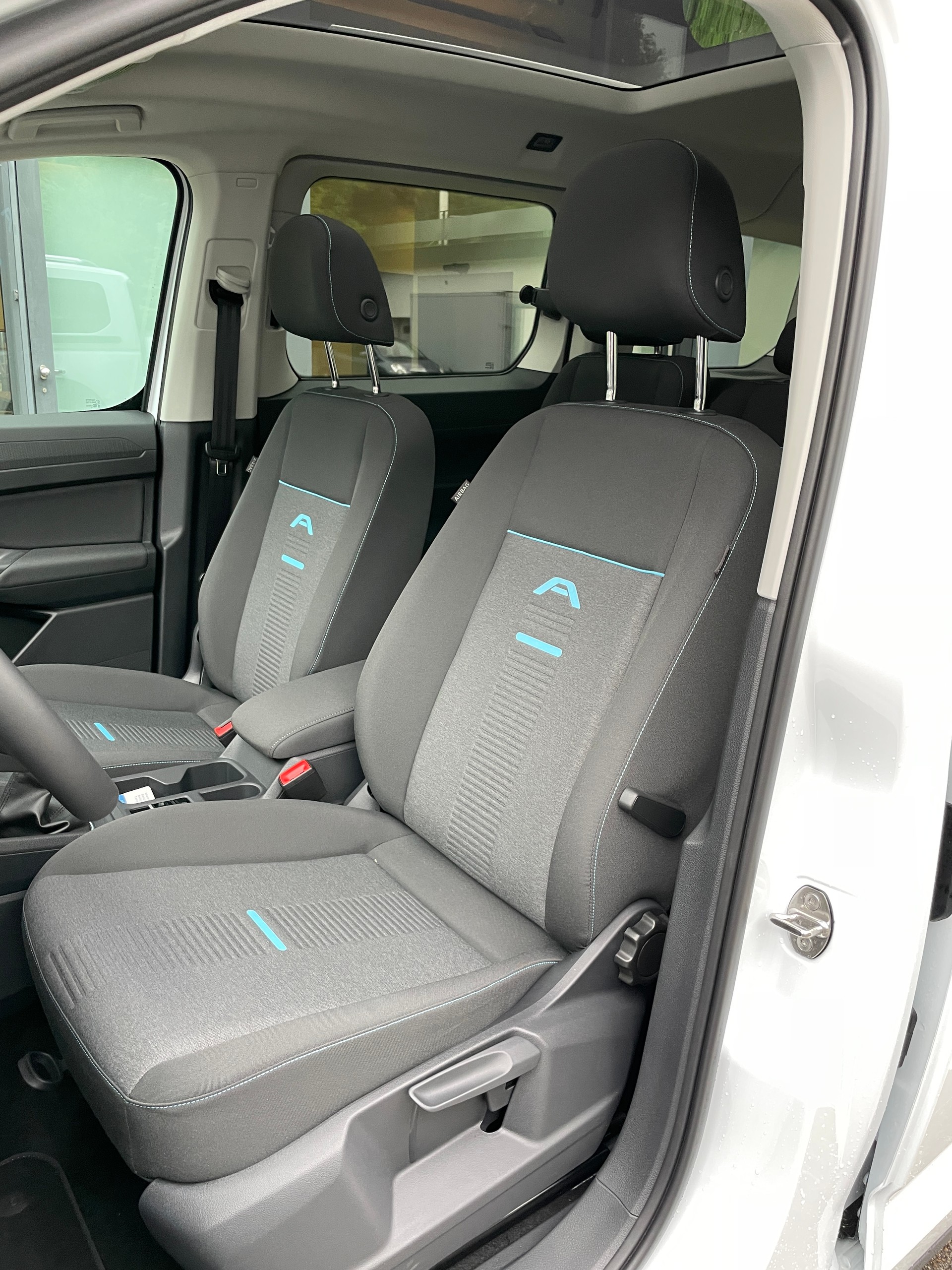FORD Grand Tourneo Connect Active, ALLRAD, 7-Sitze-image-10