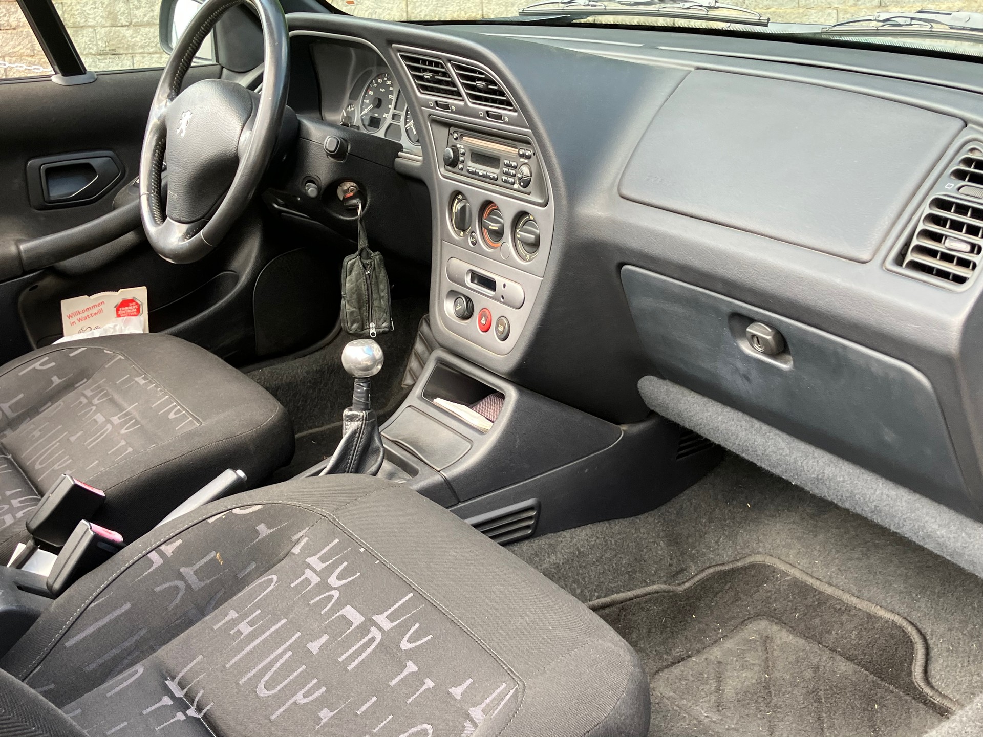 PEUGEOT 306 Cabrio 1.8 16V Swiss-image-6