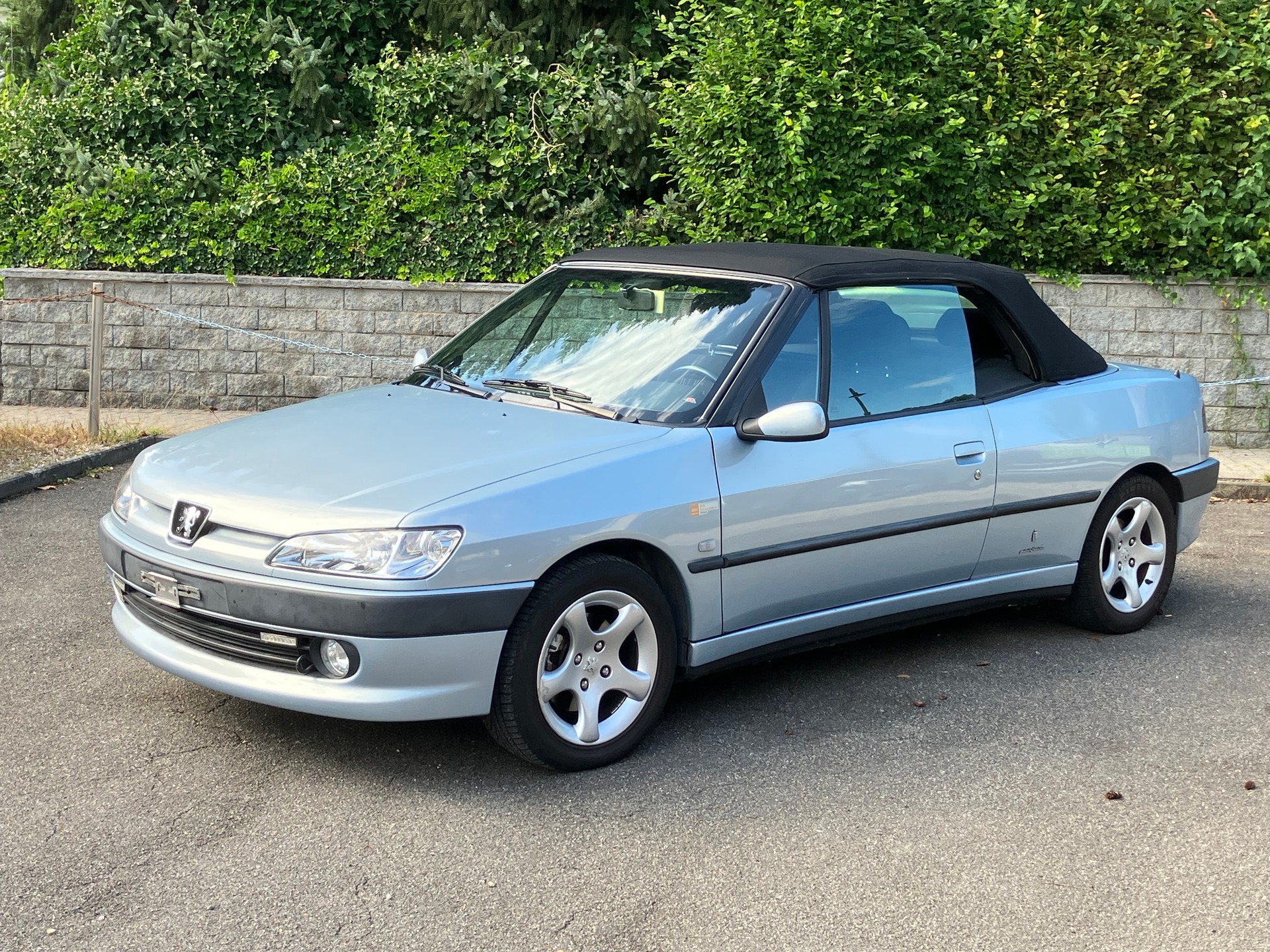 PEUGEOT 306 Cabrio 1.8 16V Swiss-image-9