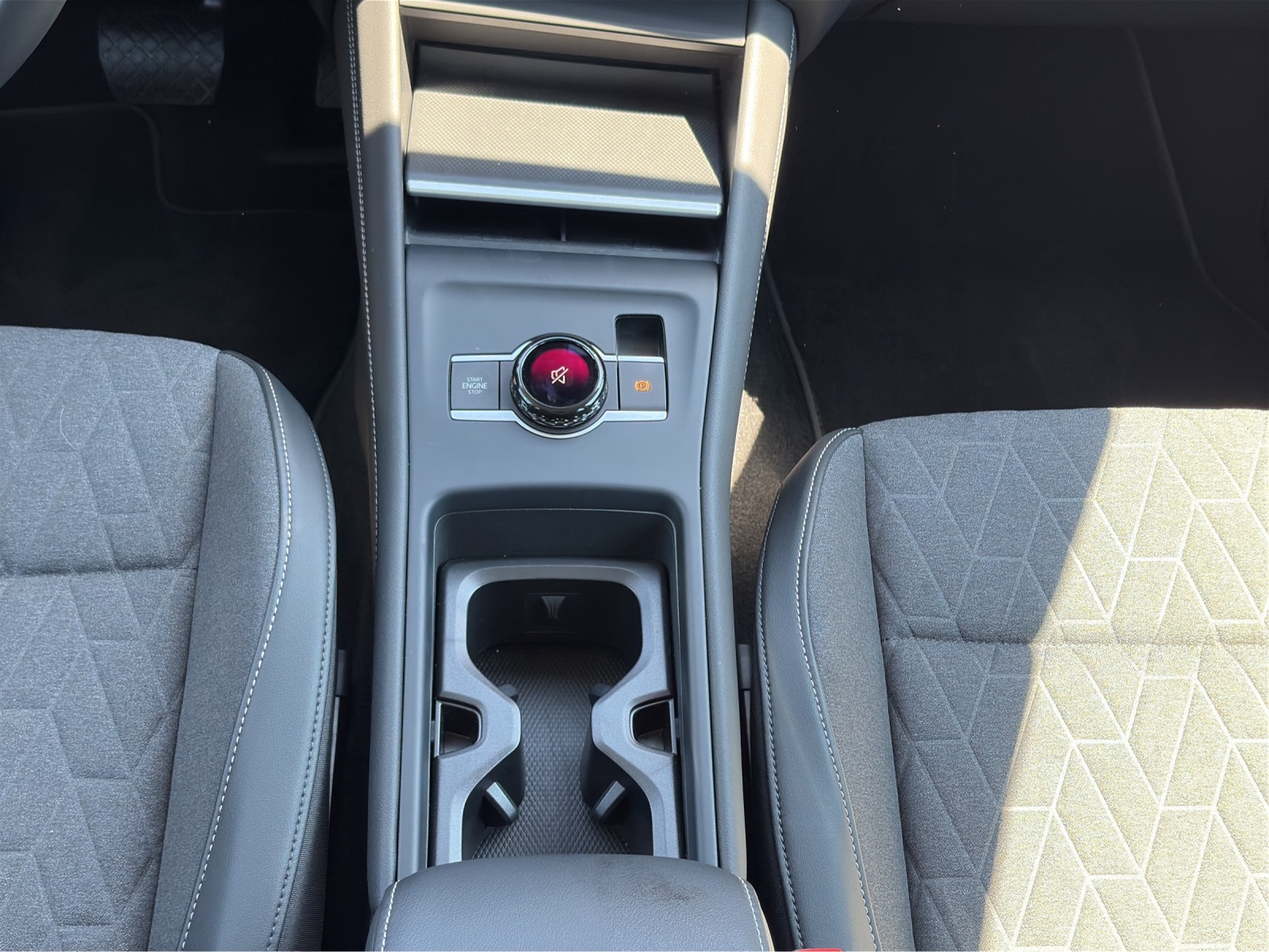 VW Tayron 2.0 TDI SCR Life 4Motion DSG-image-14