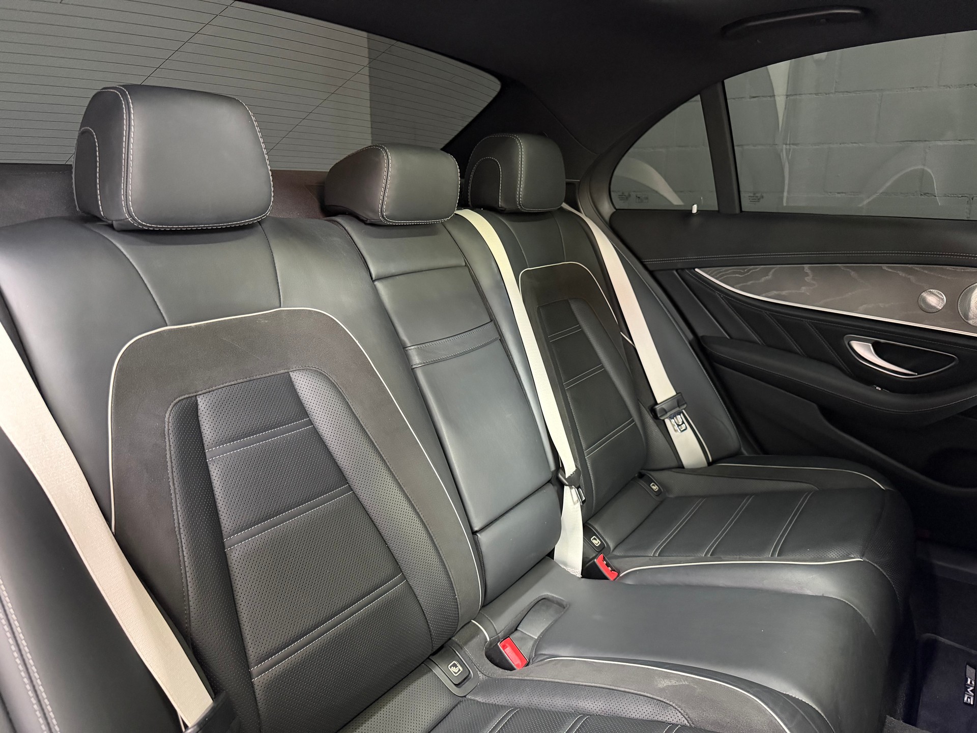 MERCEDES-BENZ AMG E 63 S 4Matic+ Speedshift 9G-TCT * Blau matt * Headup * Burmester * 360 Kamera * Distronic *-image-11