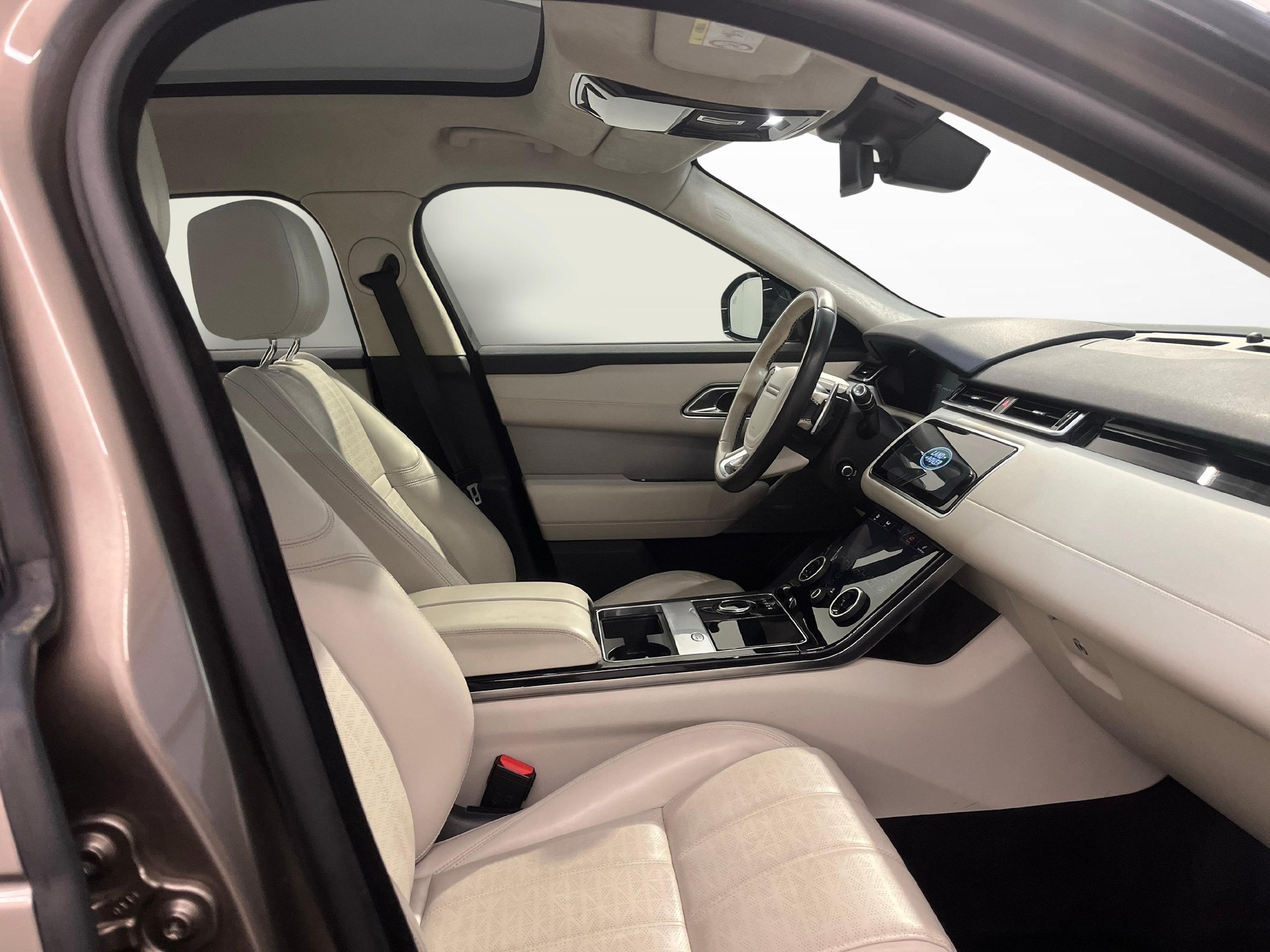 LAND ROVER Range Rover Velar 2.0 T 300 R-Dynamic HSE-image-9