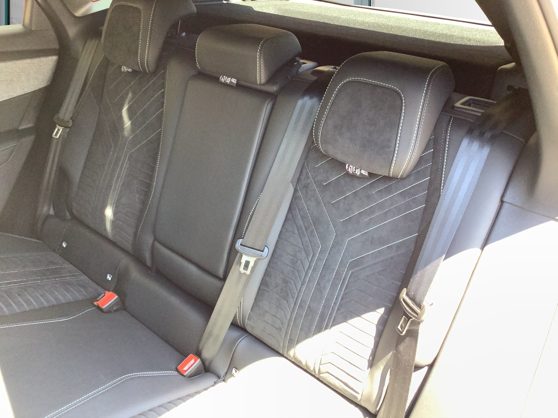 PEUGEOT 3008 1.6 PHEV GT-image-11