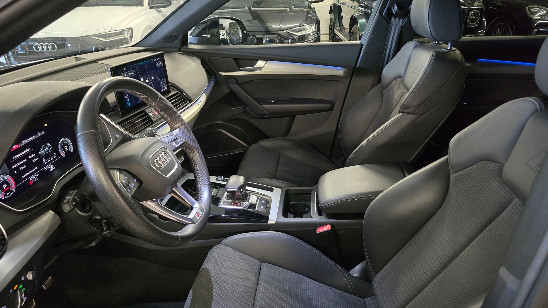 AUDI Q5 Sportback 40 TFSI S line quattro S-tronic-image-15