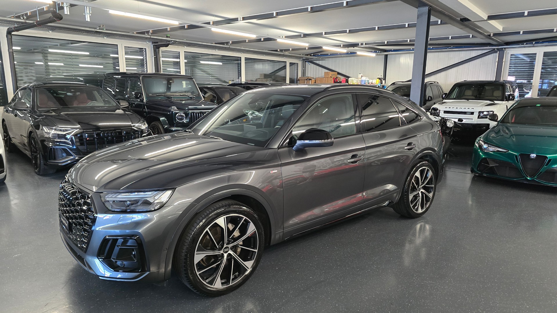 AUDI Q5 Sportback 40 TFSI S line quattro S-tronic-image-12