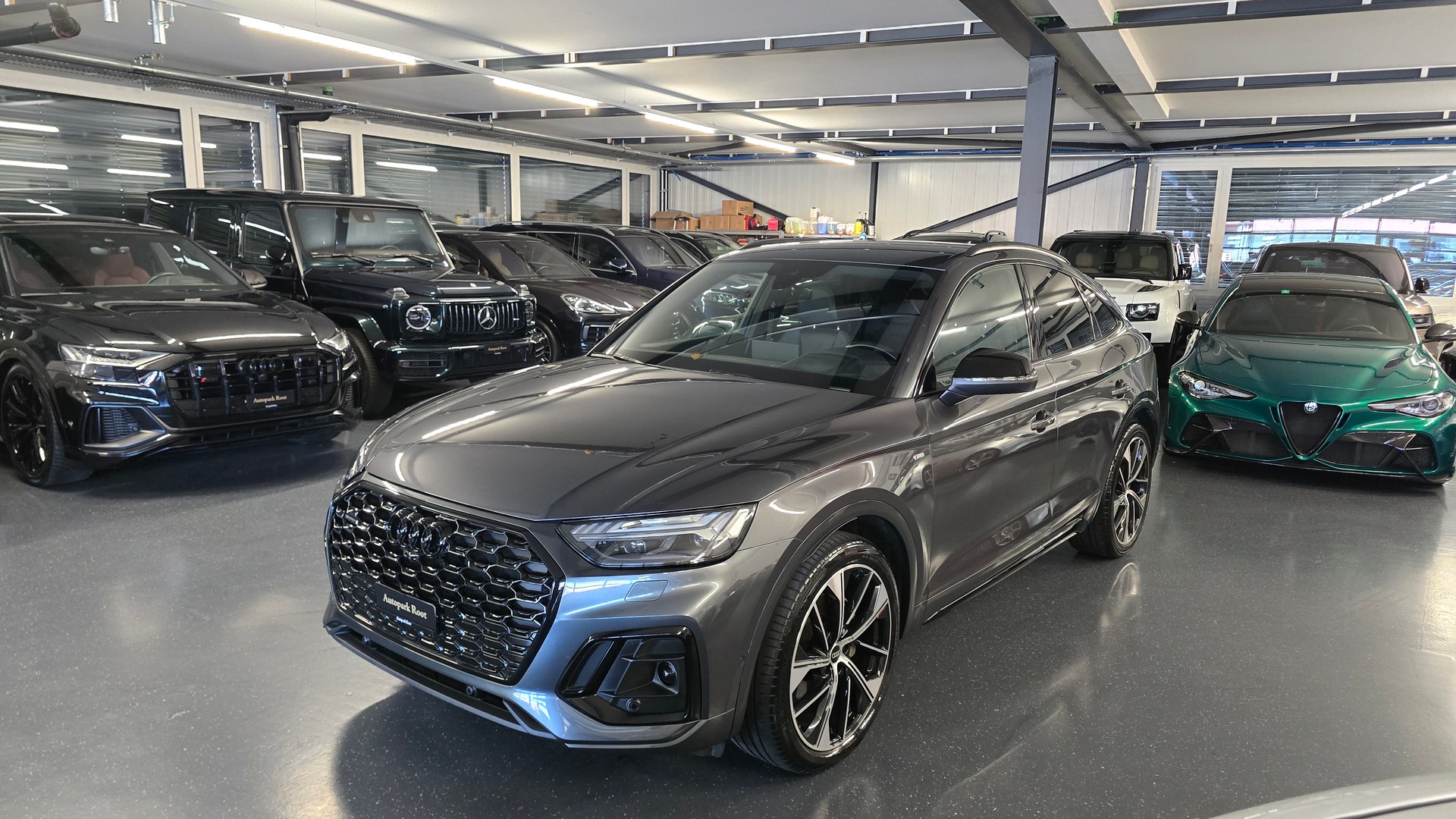 AUDI Q5 Sportback 40 TFSI S line quattro S-tronic-image-11