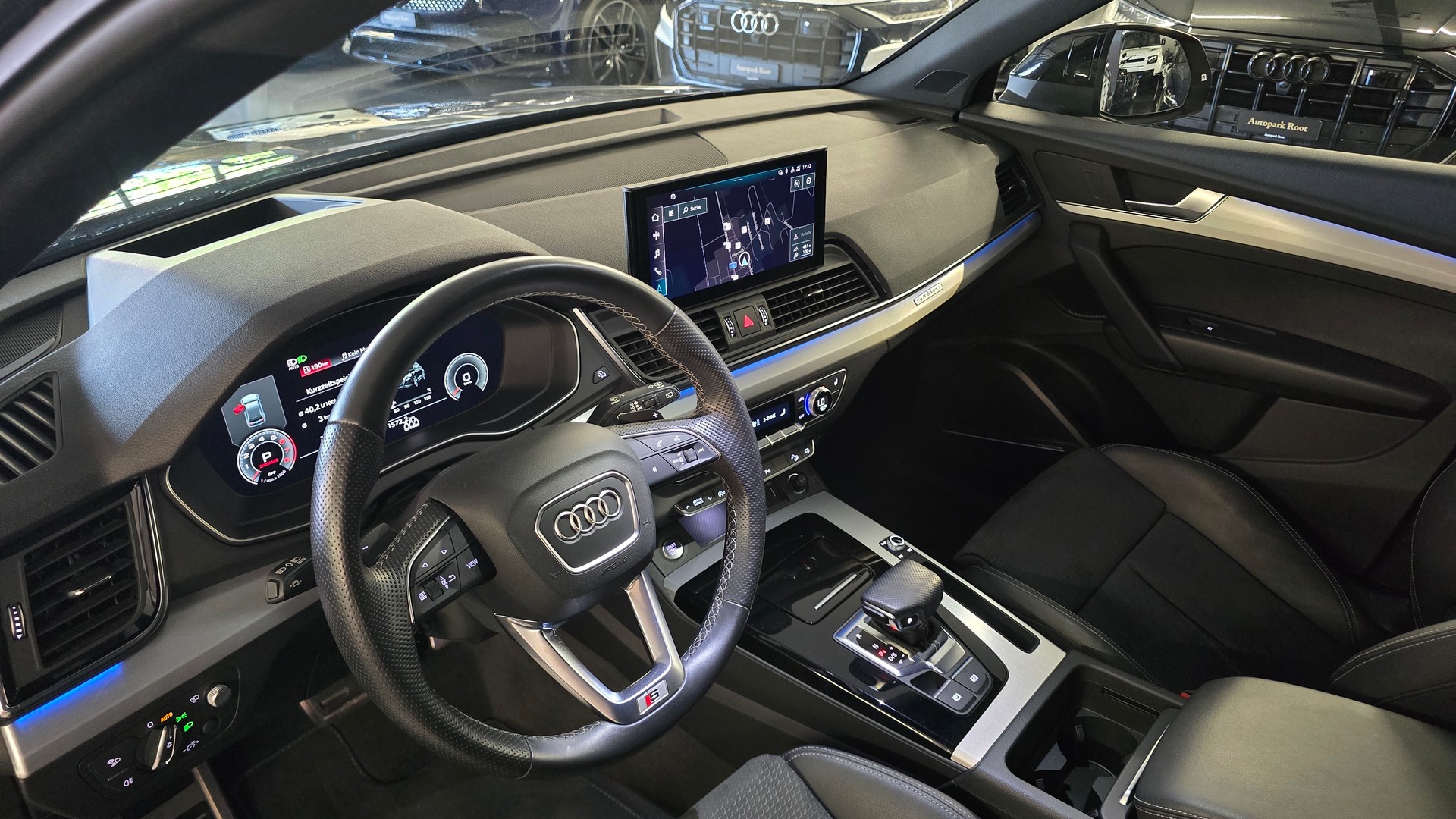 AUDI Q5 Sportback 40 TFSI S line quattro S-tronic-image-17