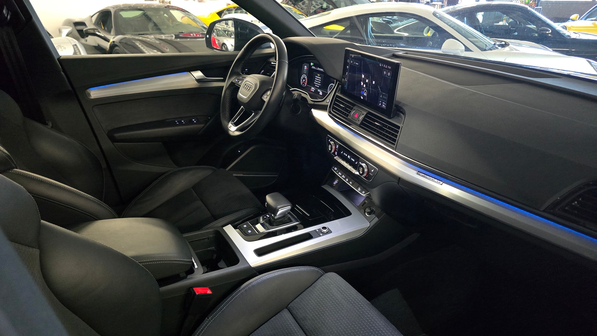 AUDI Q5 Sportback 40 TFSI S line quattro S-tronic-image-18