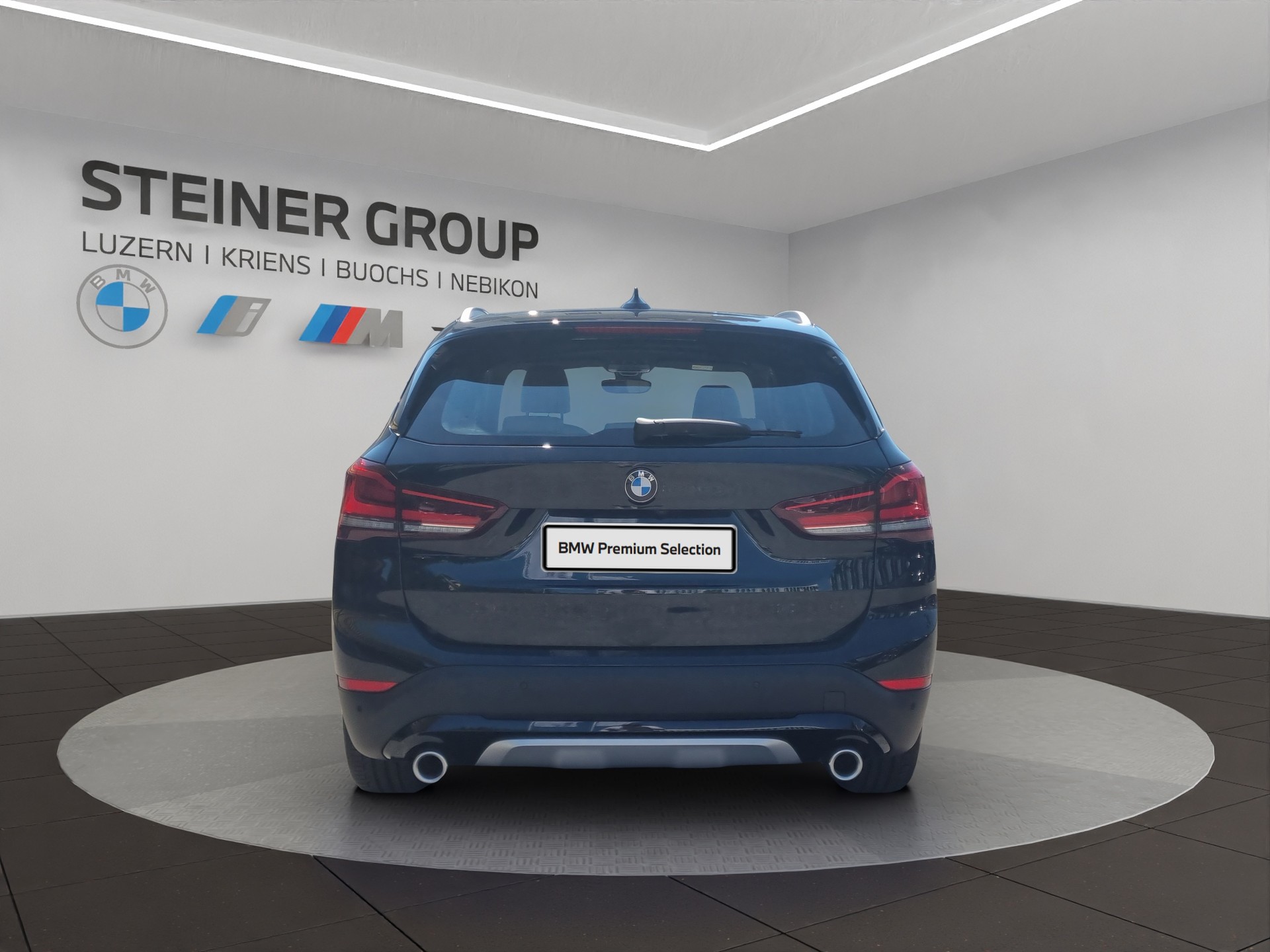 BMW X1 xDrive 20i xLine Steptronic-image-5