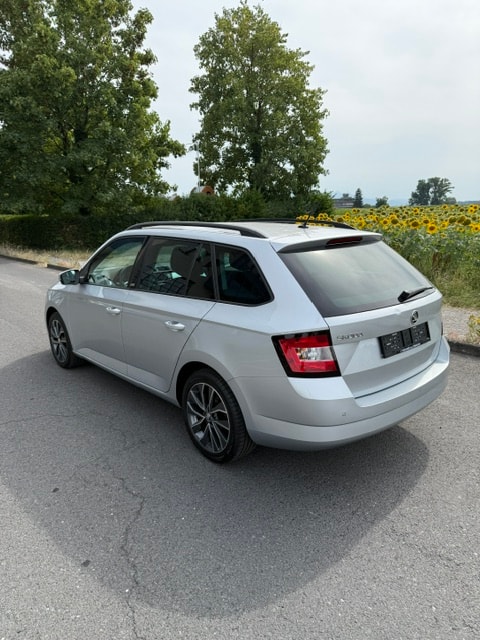 SKODA Fabia 1.2 TSI Swiss Edition DSG-image-3