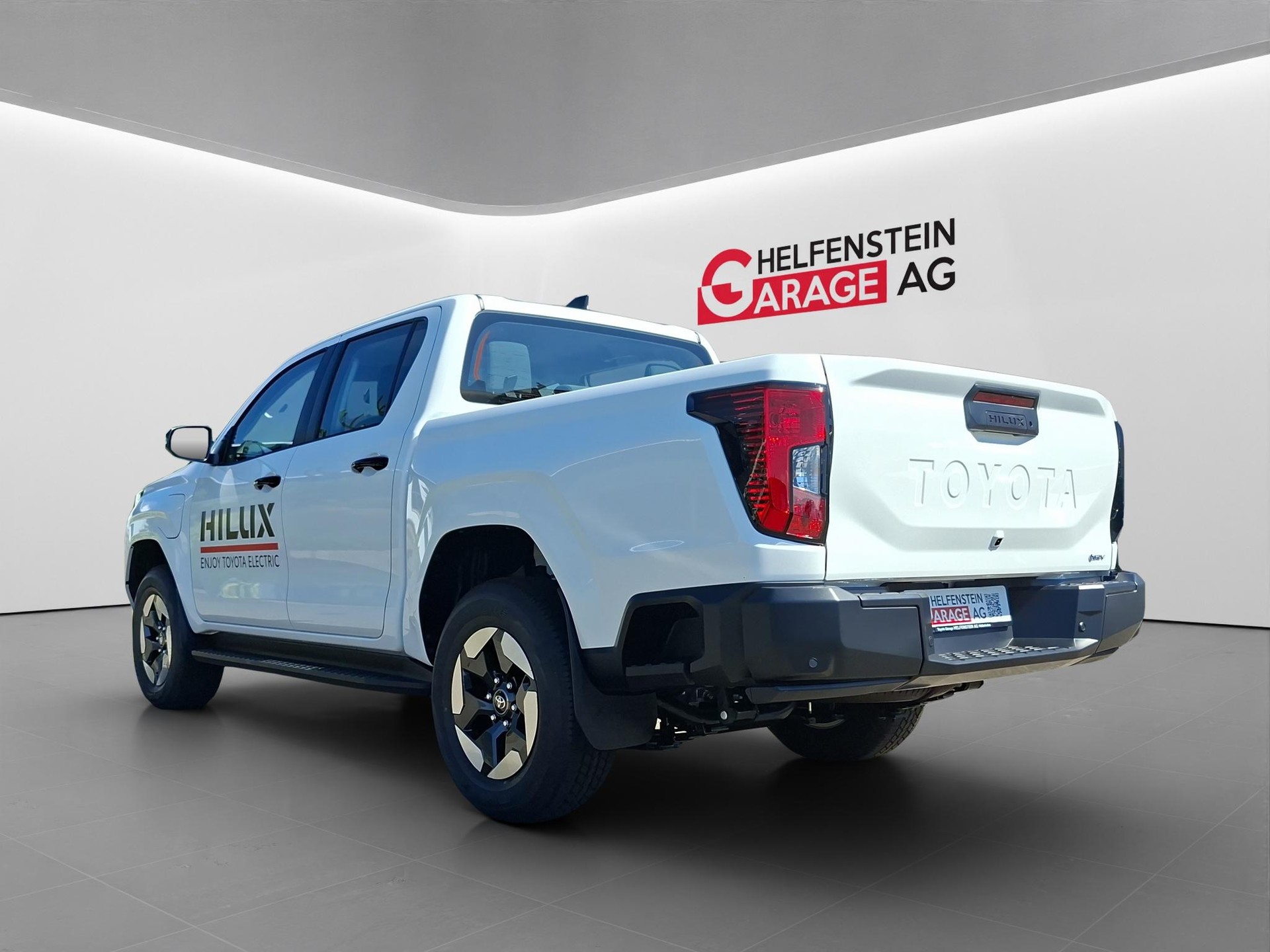 TOYOTA Hilux Double Cab.-Pick-up 59KWh Comfort-image-2