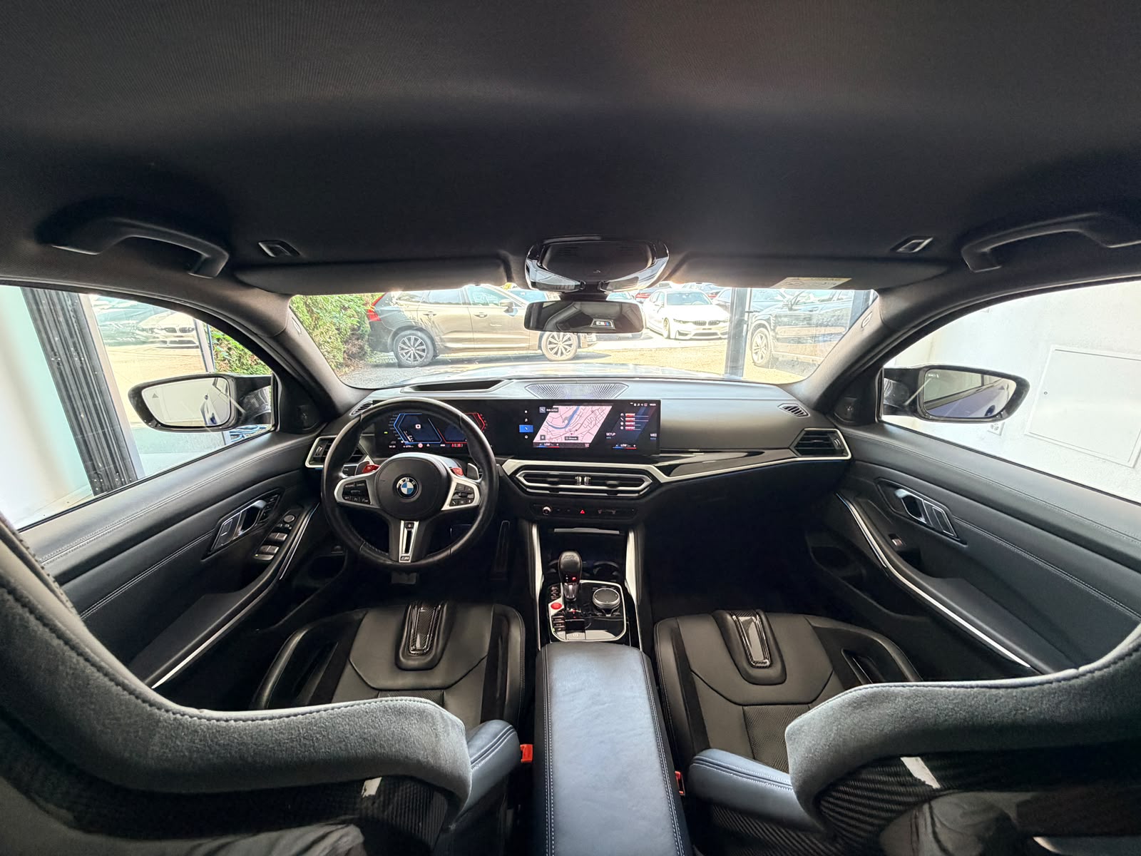 BMW M3 Competition M xDrive* Traumaustattung *-image-9