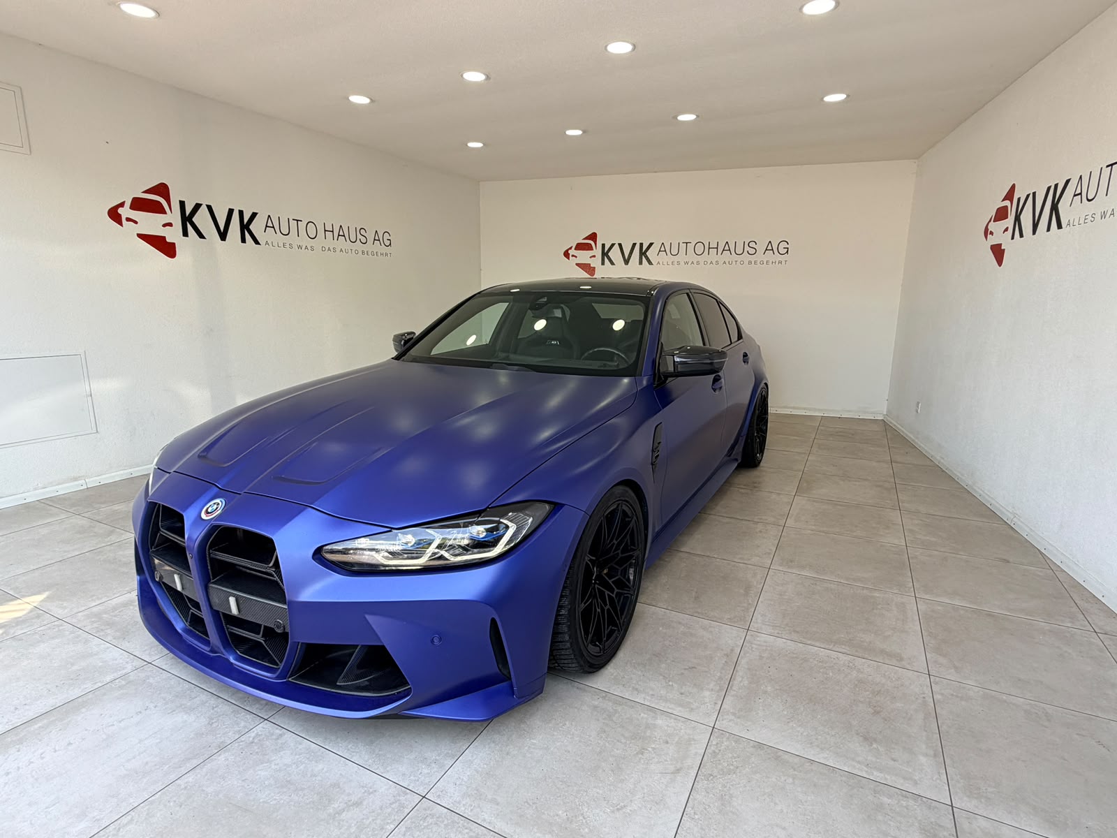 BMW M3 Competition M xDrive* Traumaustattung *-image-0