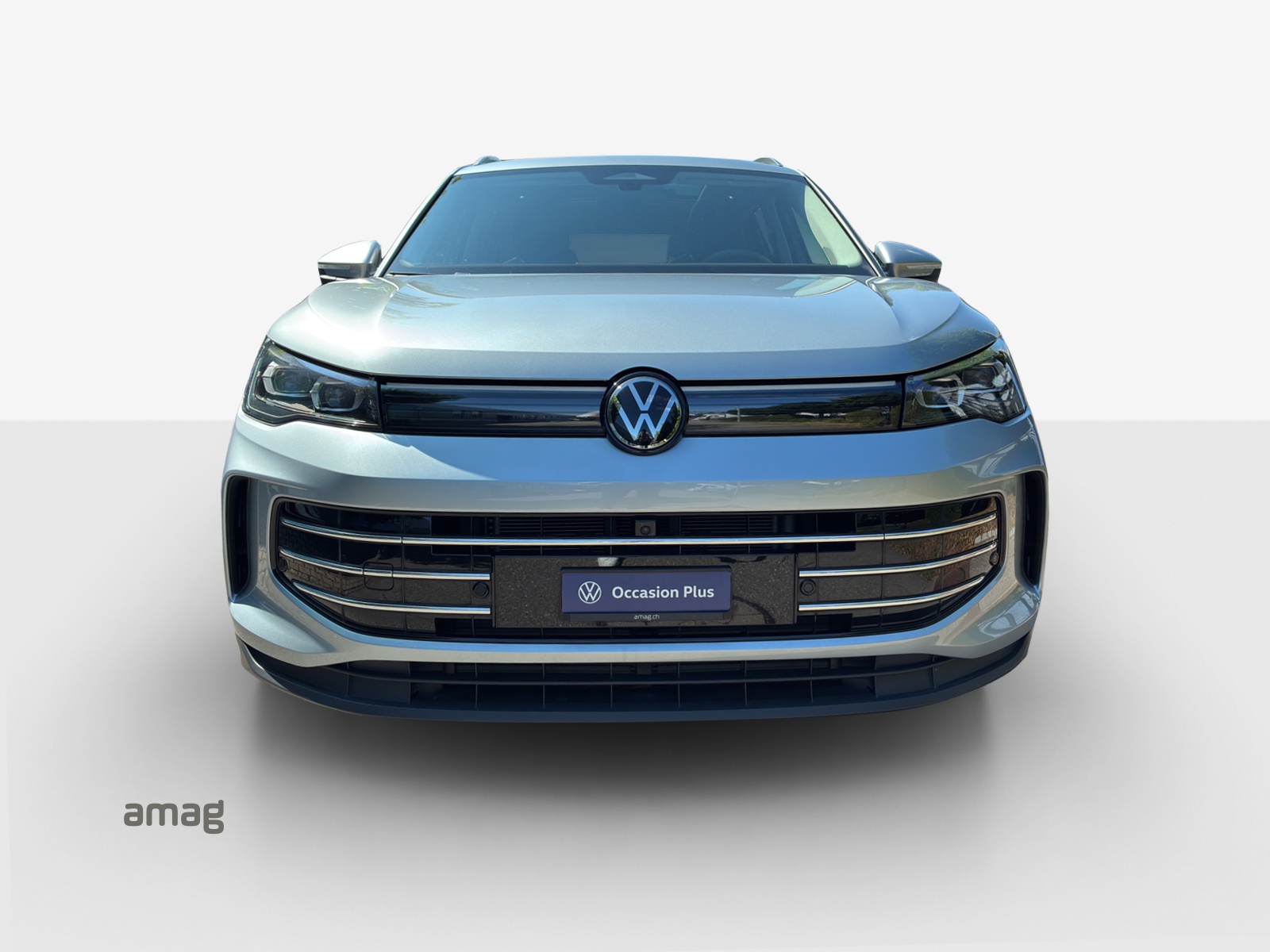 VW Tiguan 2.0 TSI DSG Elegance 4Motion-image-6