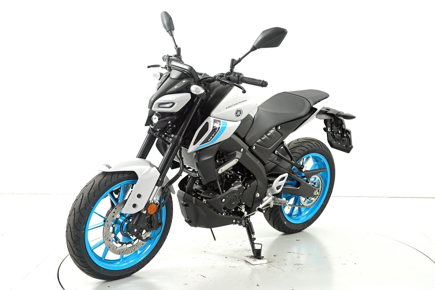 YAMAHA MT-125 ABS-showroom-element-2