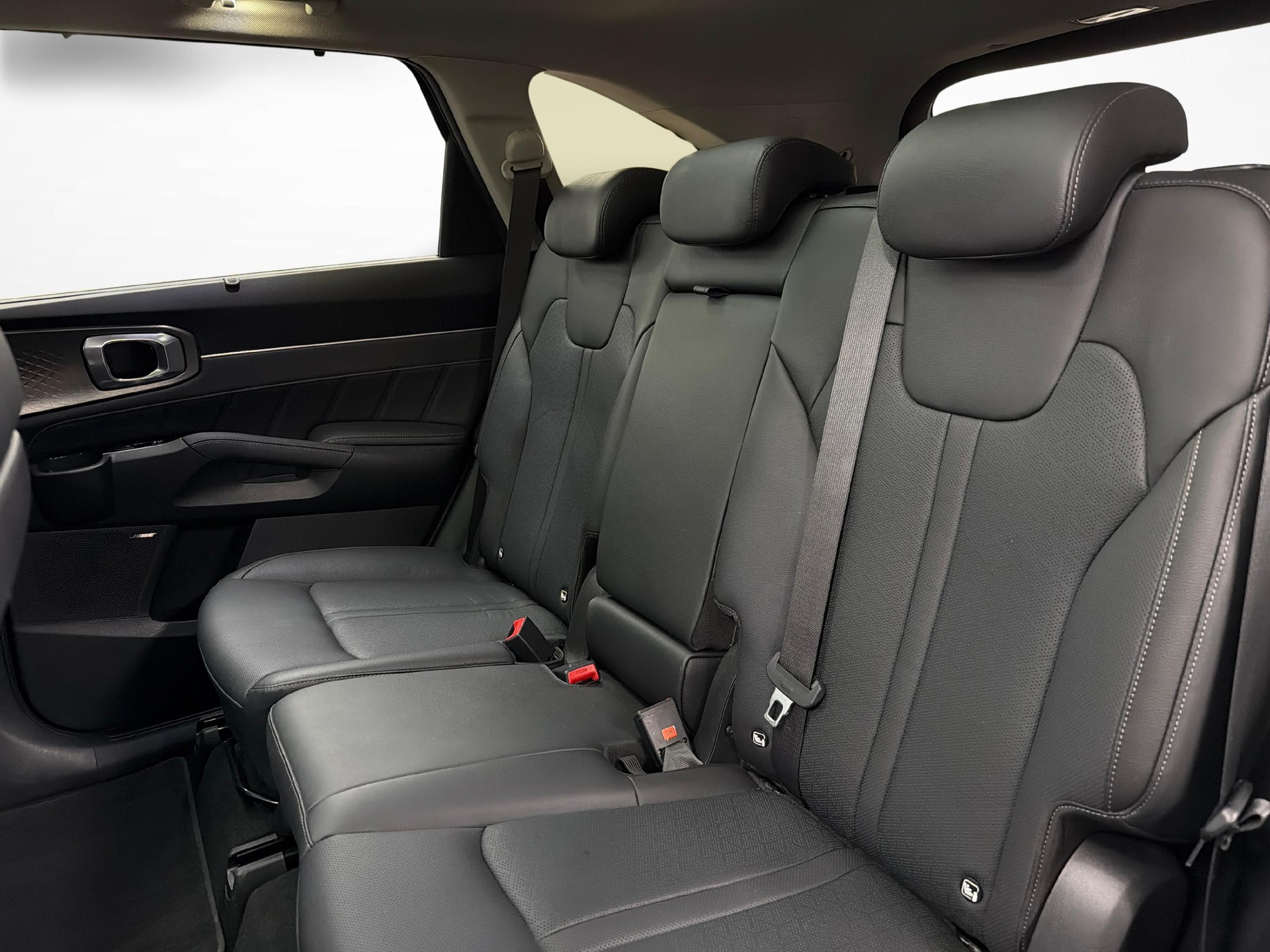 KIA Sorento 1.6 T-GDi Plug-in Hybrid Style 7P-image-11