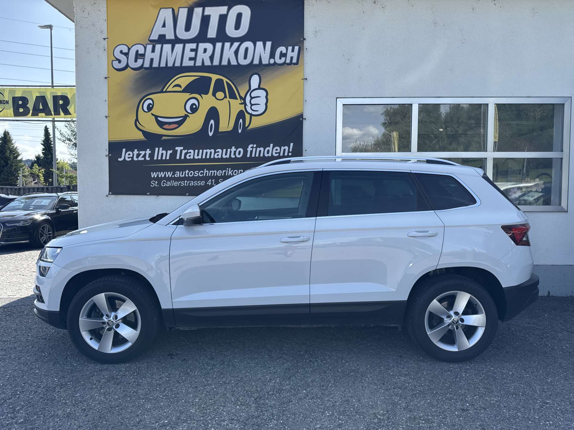 SKODA Karoq 2.0 TDi CR Ambition 4x4 DSG-Automat-image-4