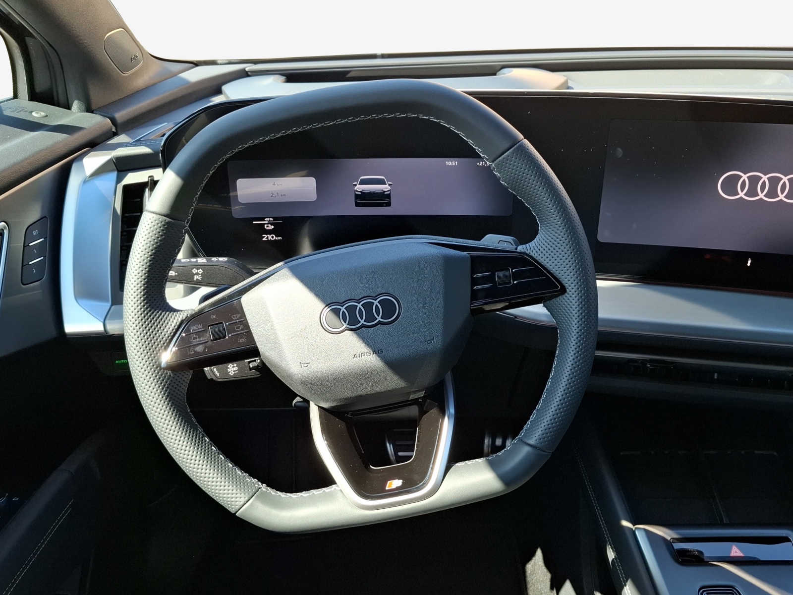 AUDI Q4 Sportback e-tron quattro performance Swiss Ski-image-9