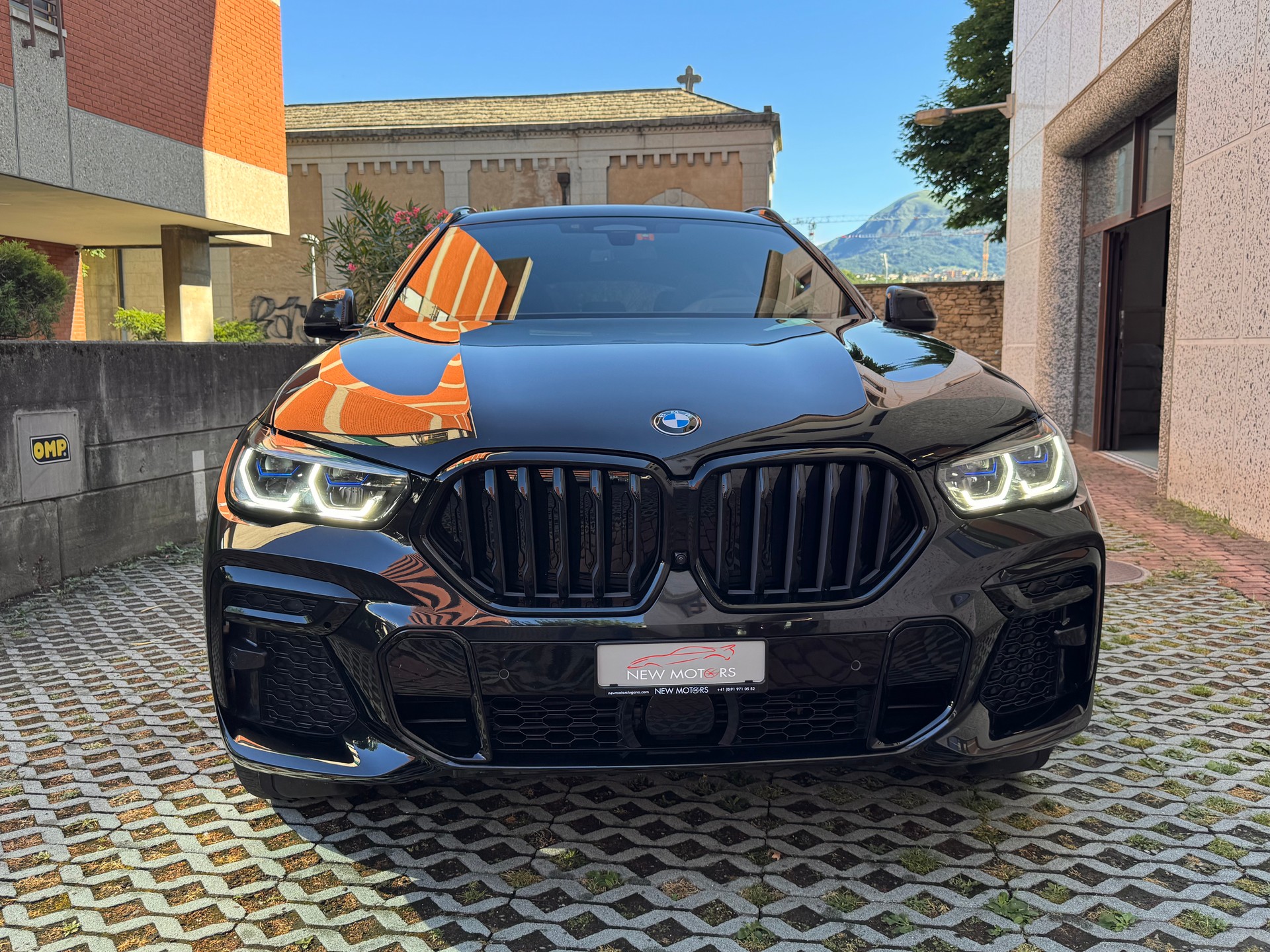 BMW X6 xDrive 48V 40d Steptronic M Sport-image-3