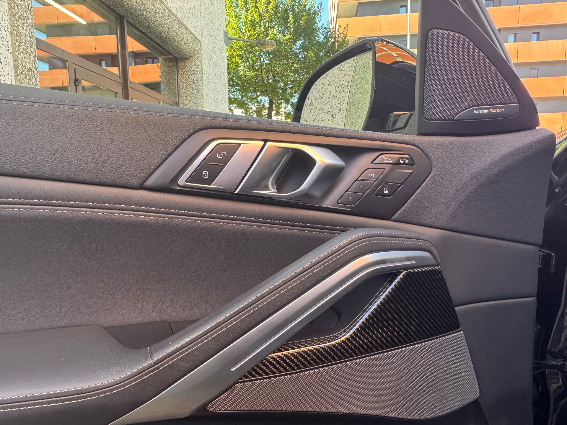 BMW X6 xDrive 48V 40d Steptronic M Sport-image-14