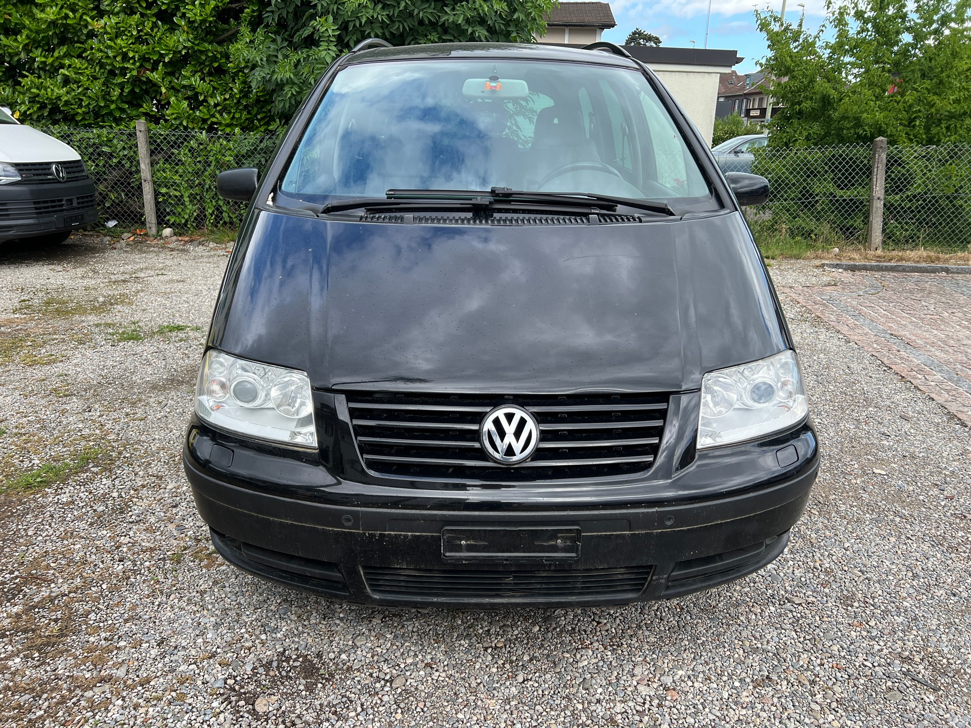 VW Sharan 1.9 TDI Highline-image-4