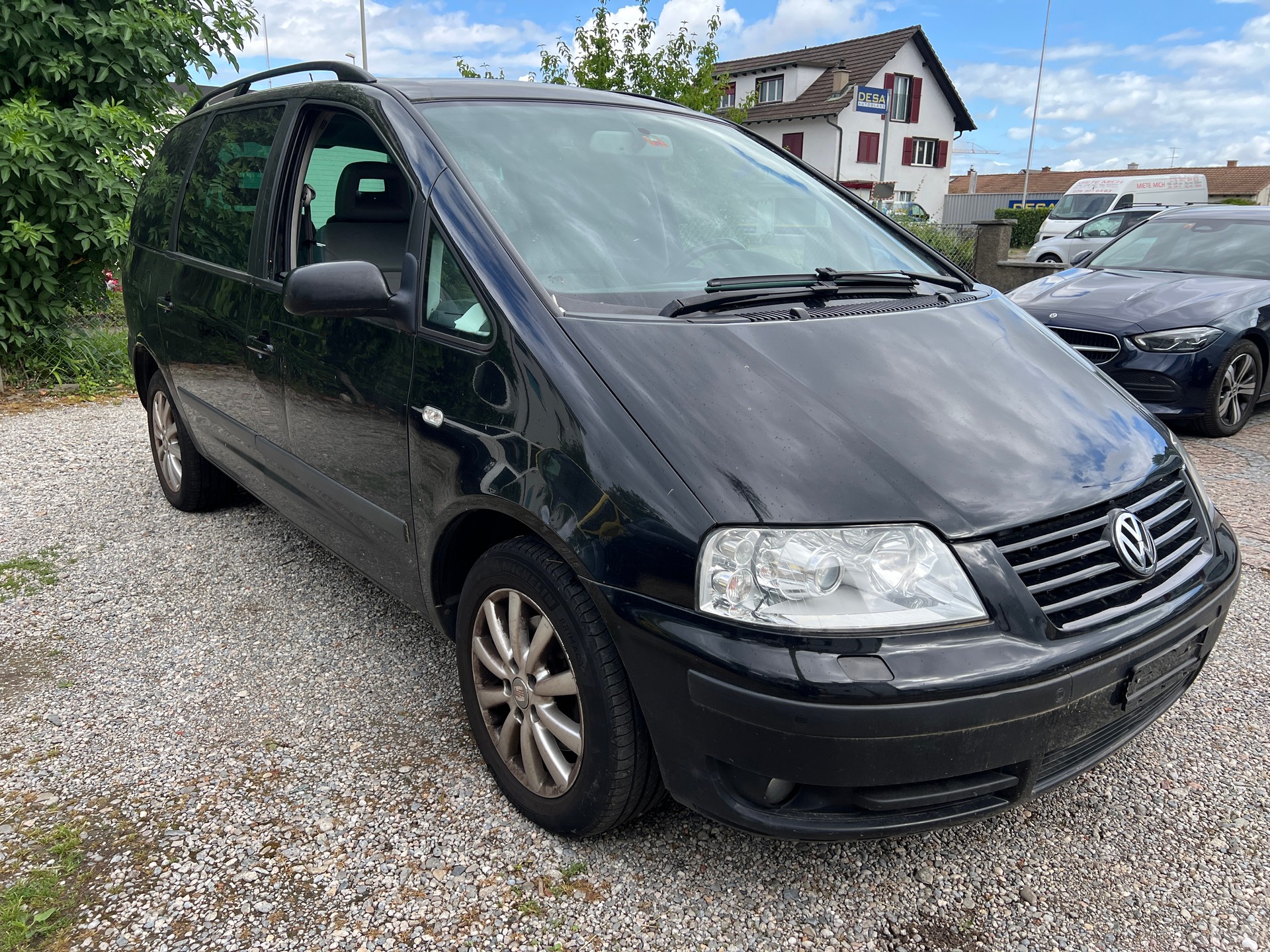 VW Sharan 1.9 TDI Highline-image-0