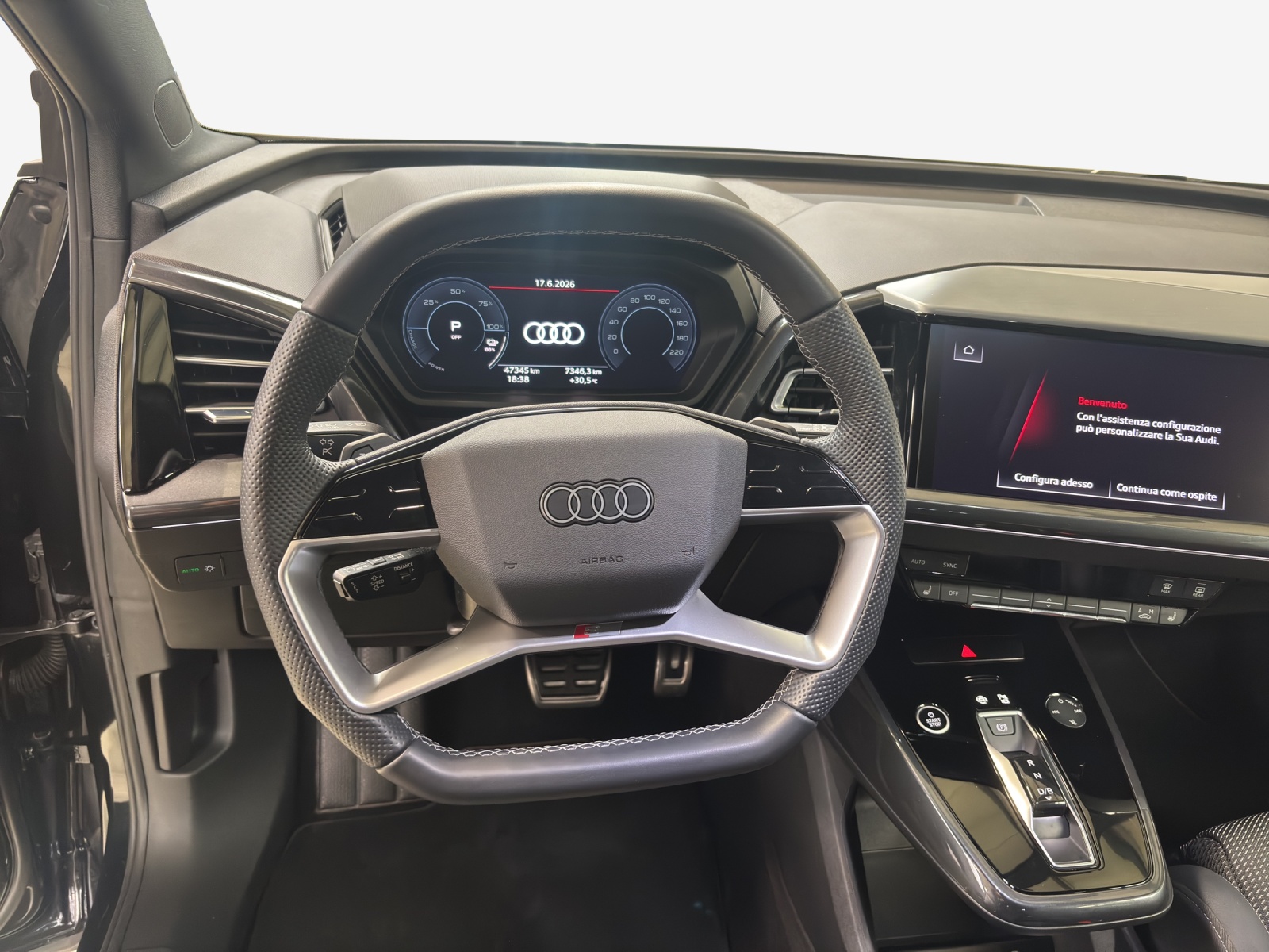 AUDI Q4 e-tron 40-image-10