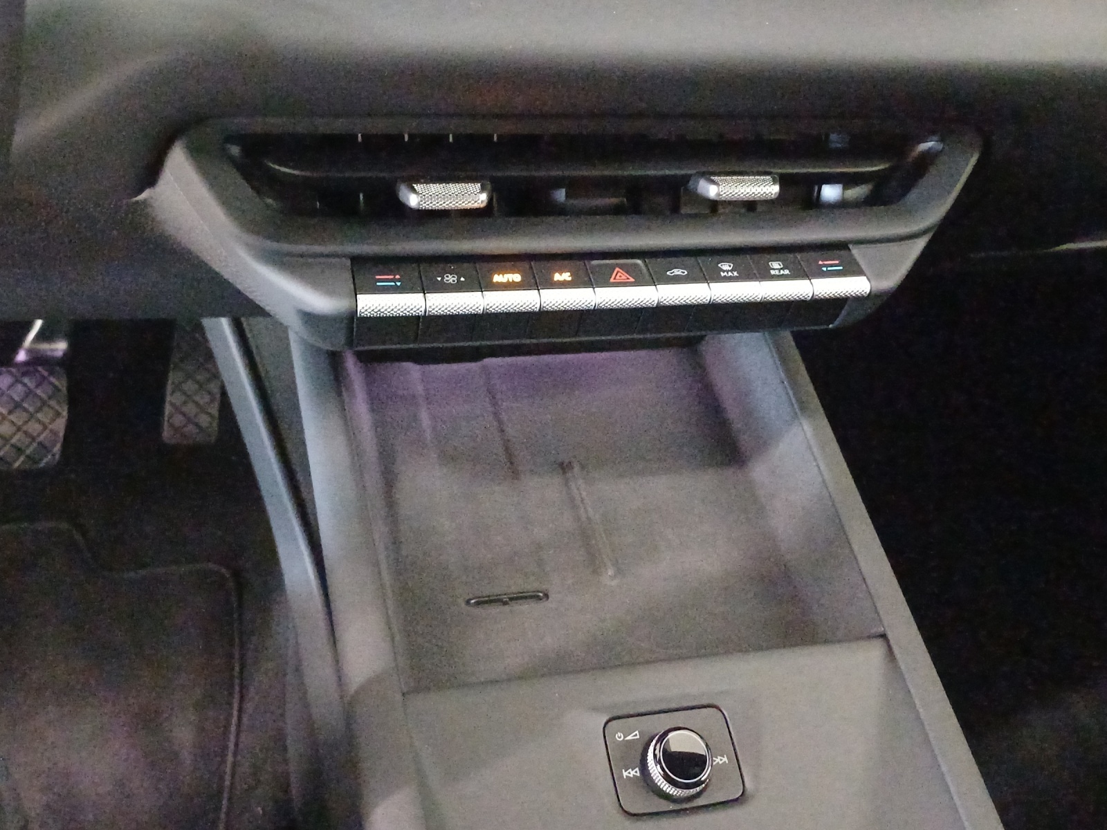 VW ID.3 Neo 58 kWh 190 PS Life-image-10