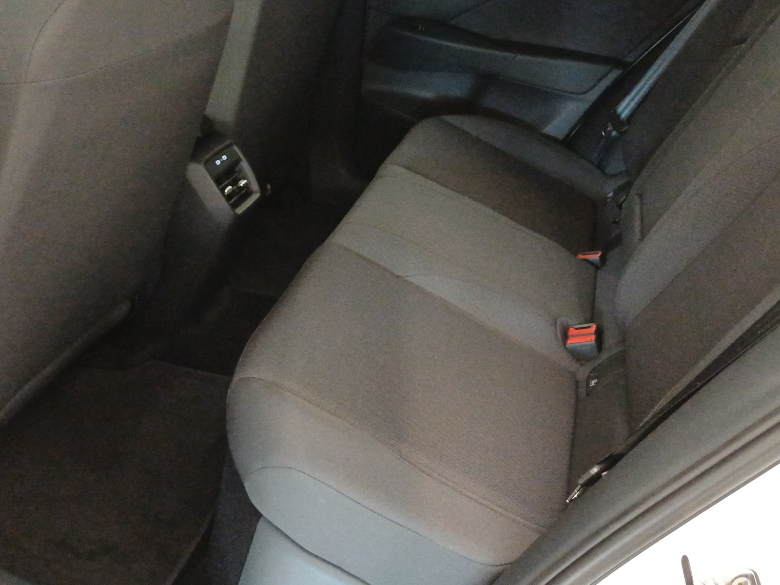 VW ID.3 Neo 58 kWh 190 PS Life-image-11
