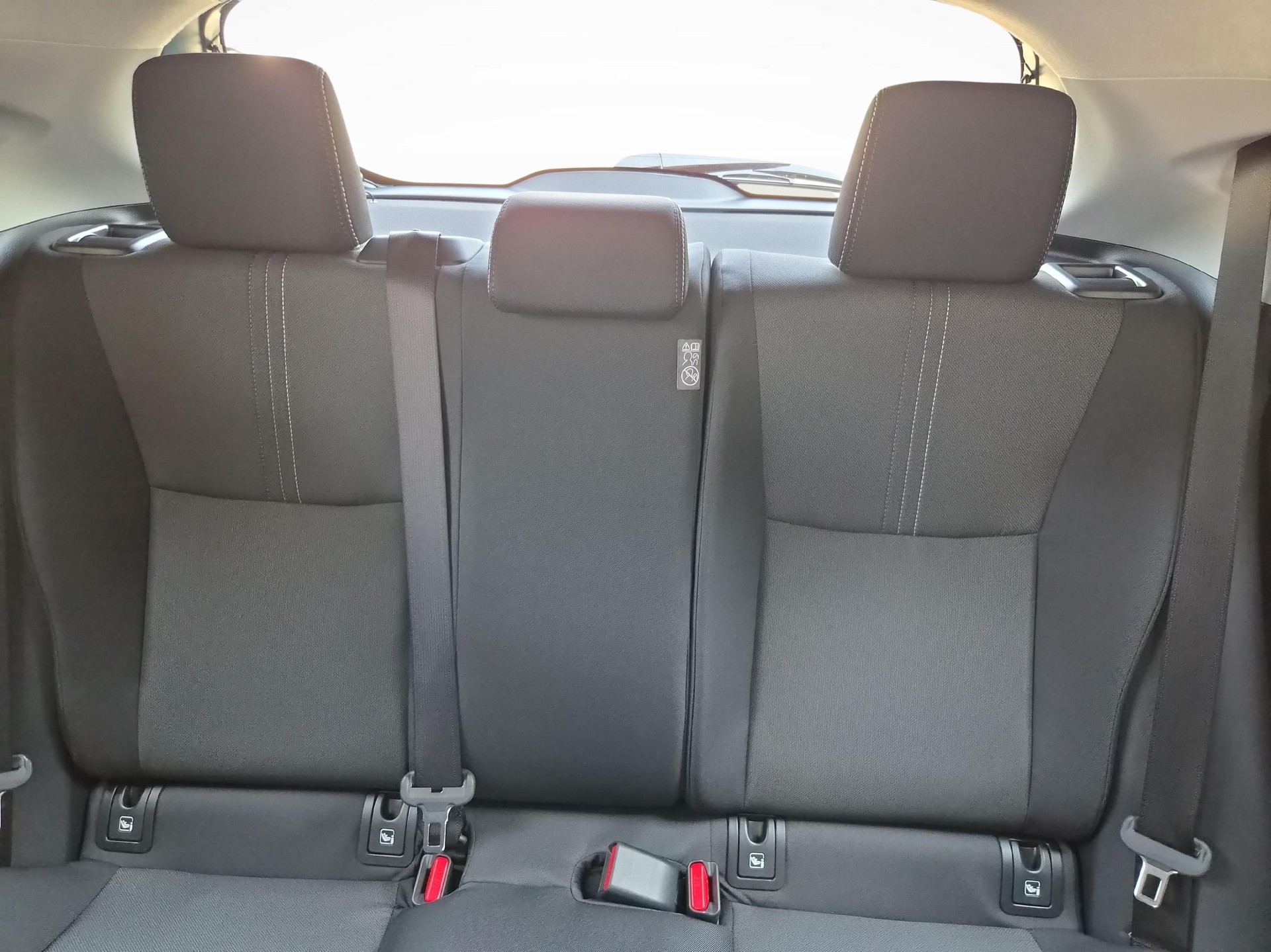 TOYOTA Yaris 1.5 VVT-i HSD Trend-image-10