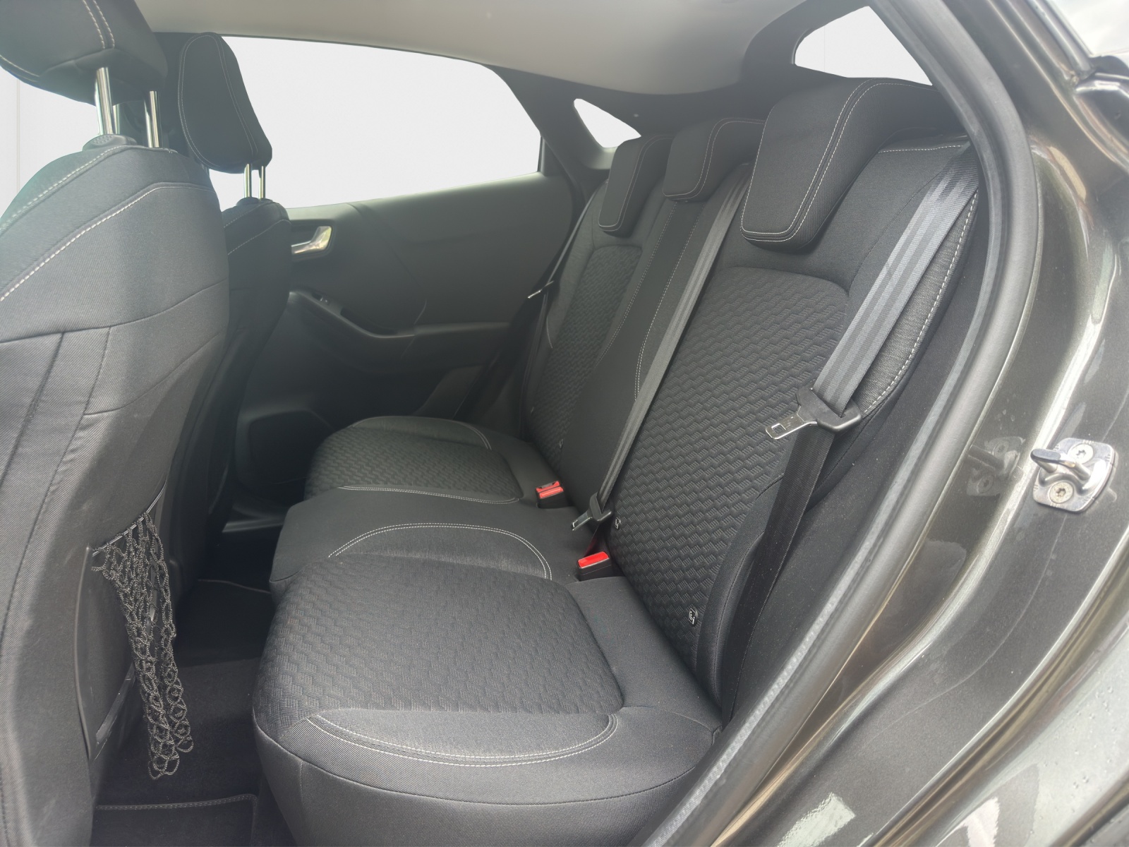 FORD Puma 1.0 SCTi Titanium-image-16