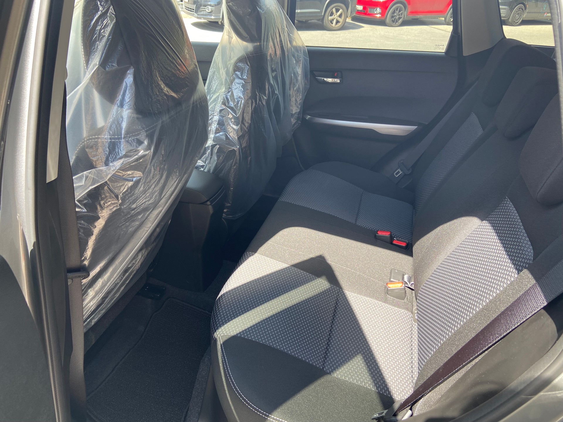 SUZUKI Vitara 1.4 Boosterjet Piz Sulai Top 4x4 Hybrid-image-8