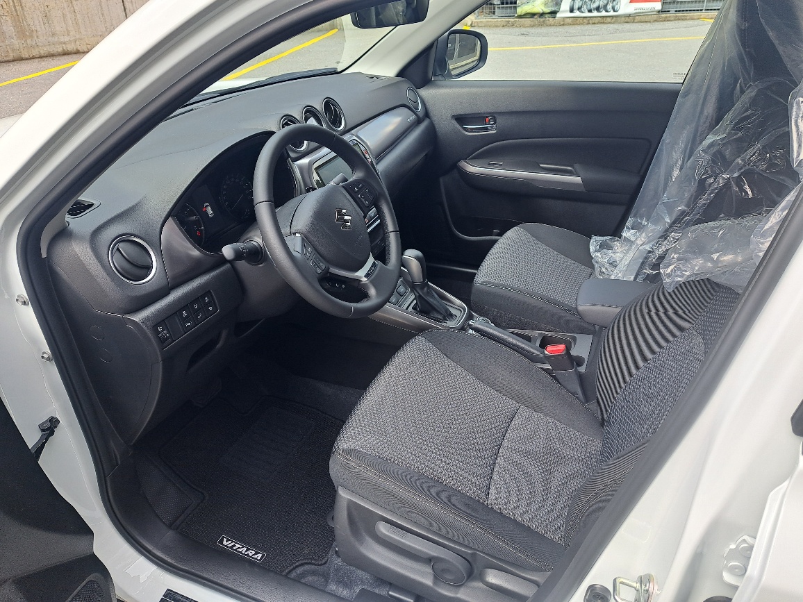 SUZUKI Vitara 1.4 Boosterjet Piz Sulai Top 4x4 Hybrid-image-5