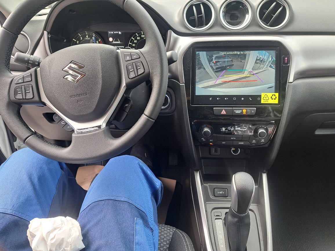 SUZUKI Vitara 1.4 Boosterjet Piz Sulai Top 4x4 Hybrid-image-7