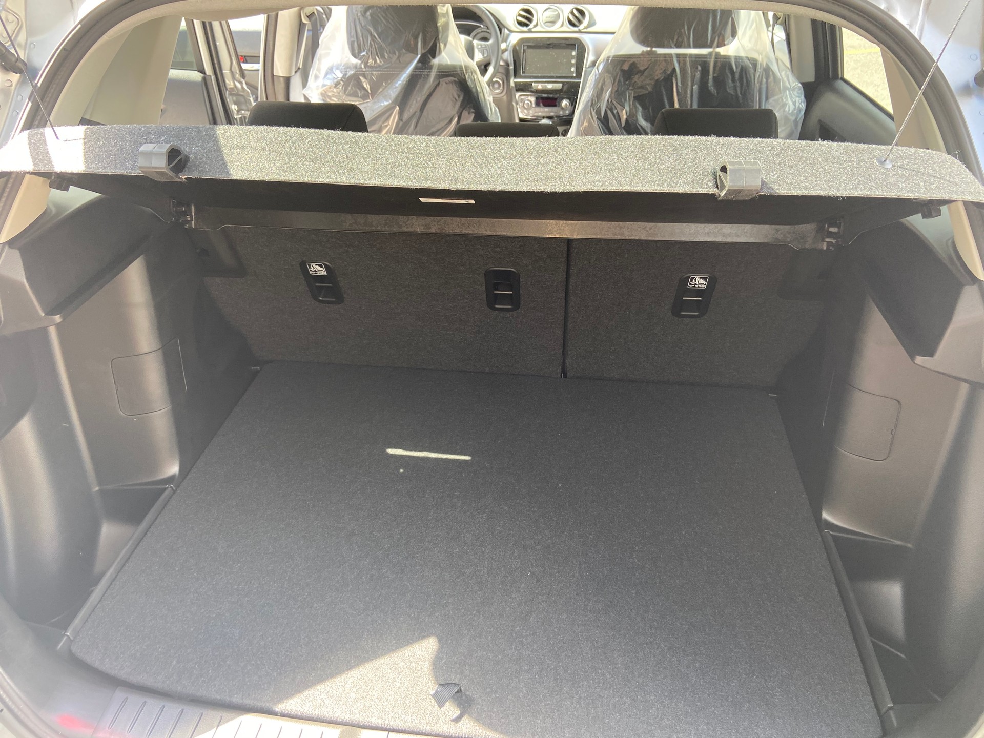 SUZUKI Vitara 1.4 Boosterjet Piz Sulai Top 4x4 Hybrid-image-9