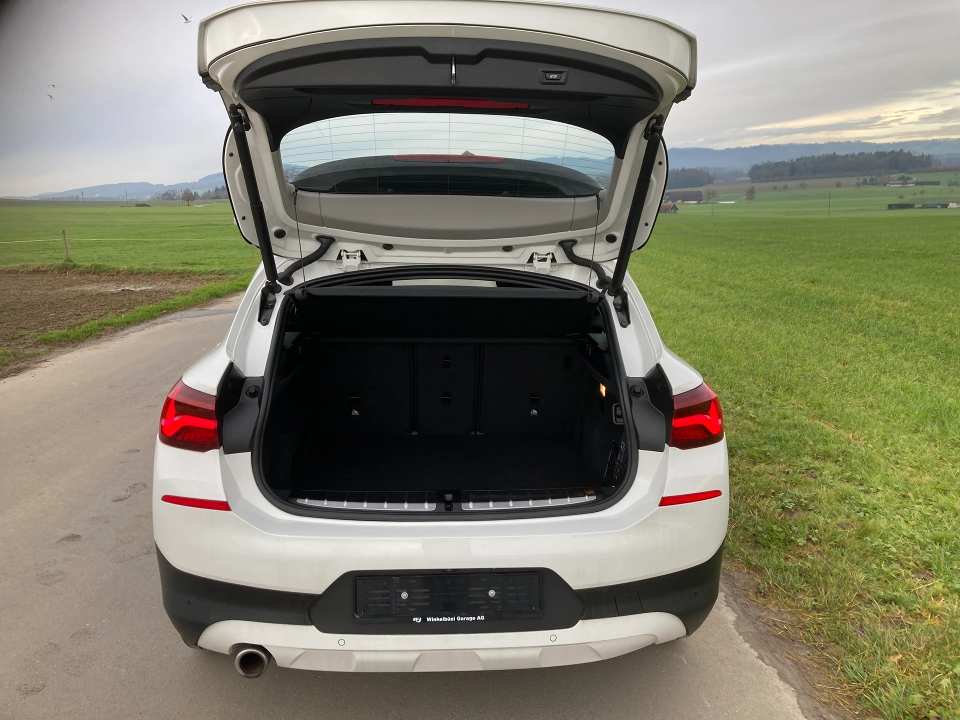 BMW X2 xDrive 25e M Sport Steptronic-image-5