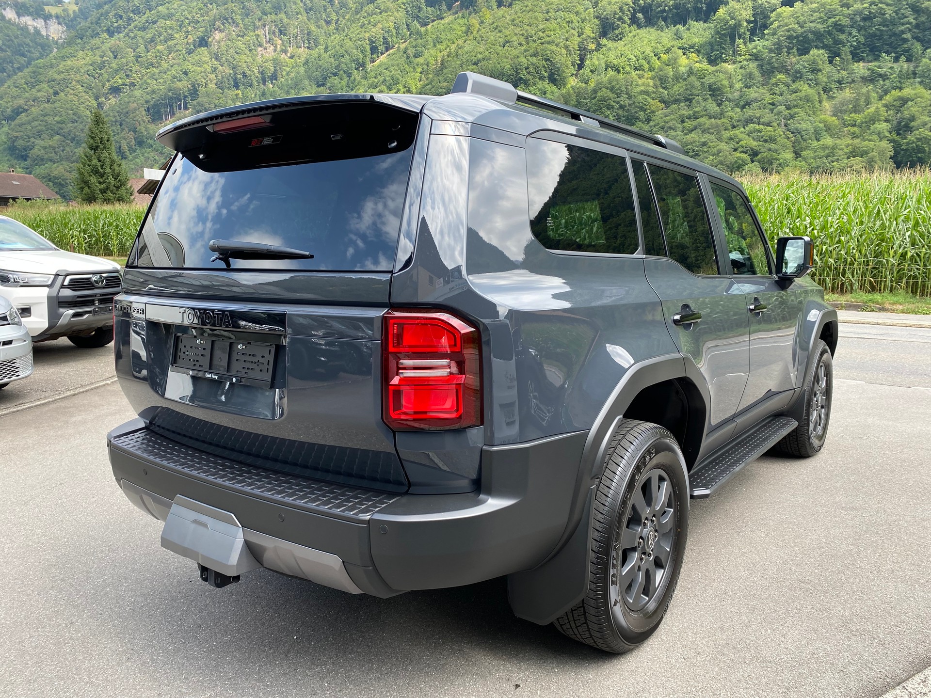 TOYOTA Land Cruiser 2.8TD Style-image-10