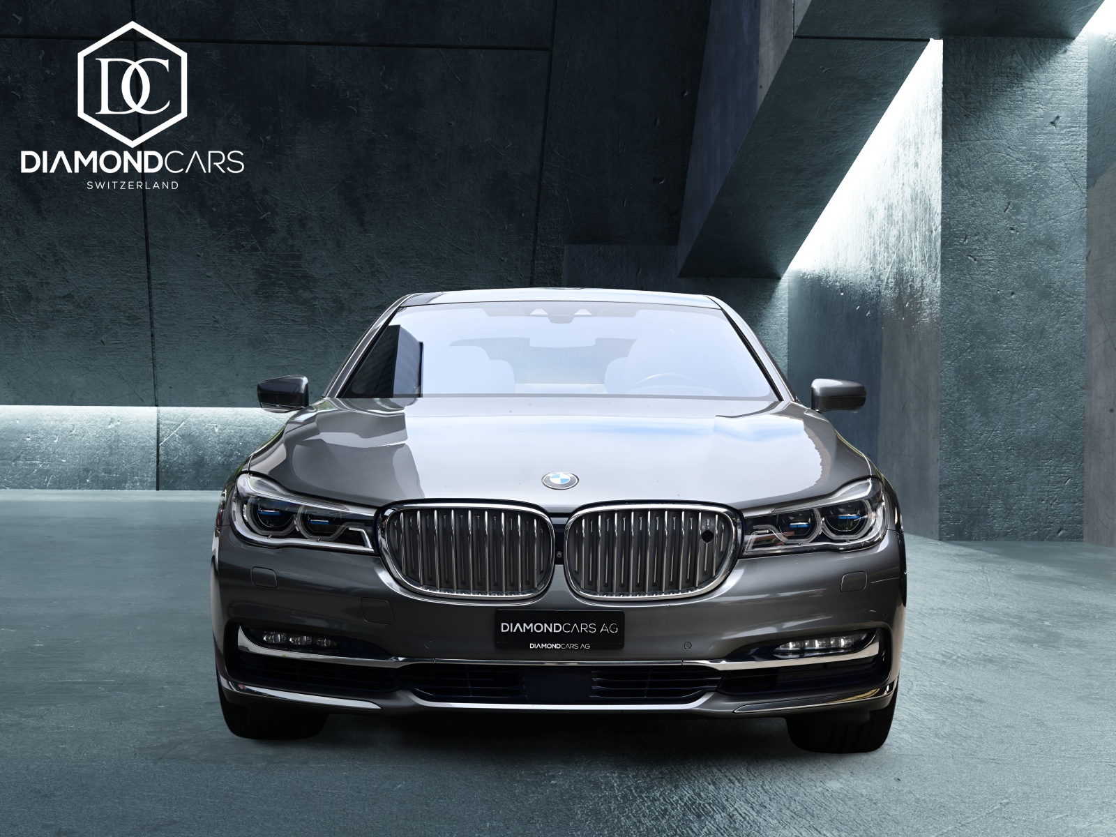 BMW 750Li xDrive *Individual*Executive Lounge-image-1