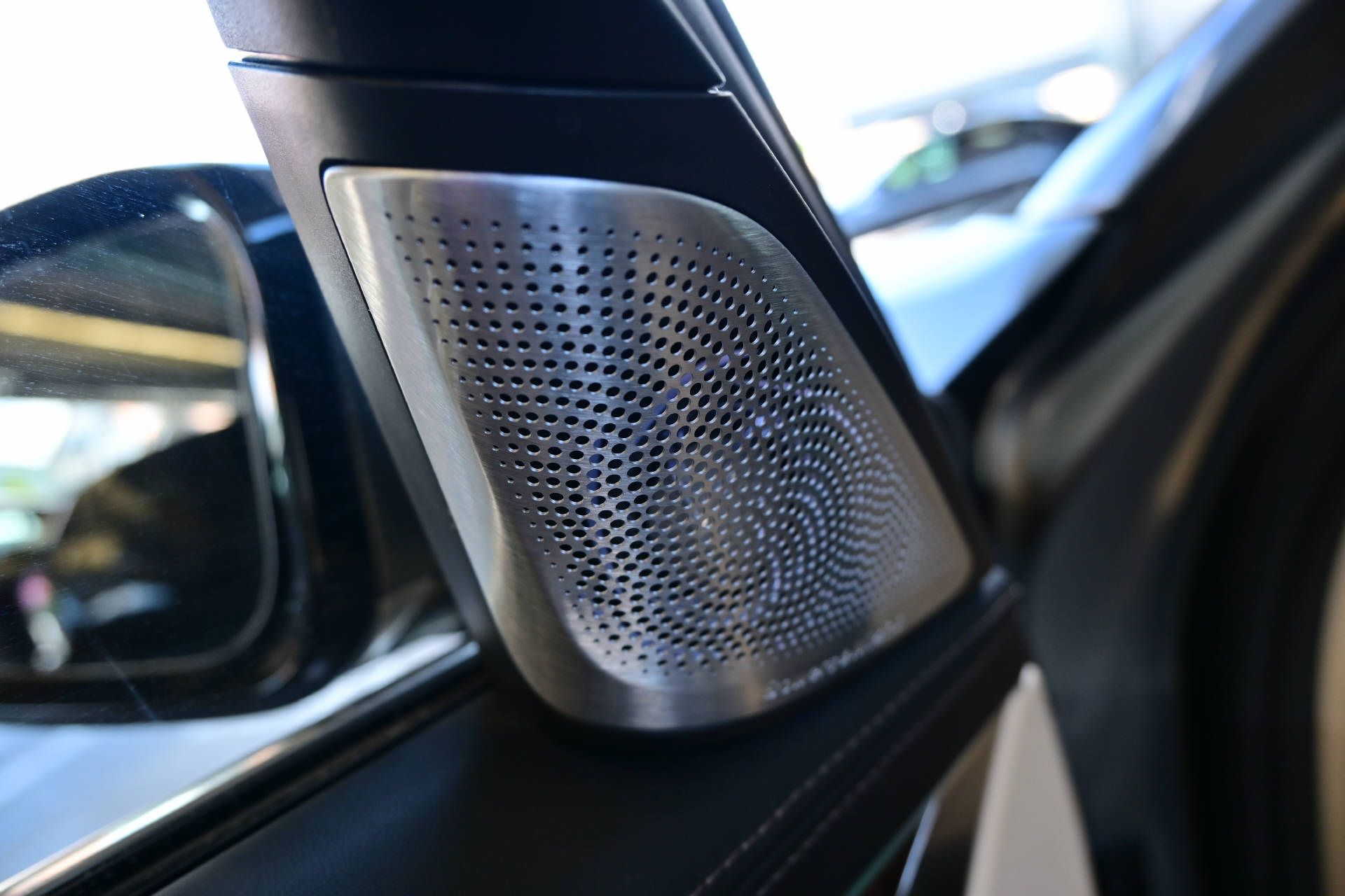 BMW 750Li xDrive *Individual*Executive Lounge-image-7