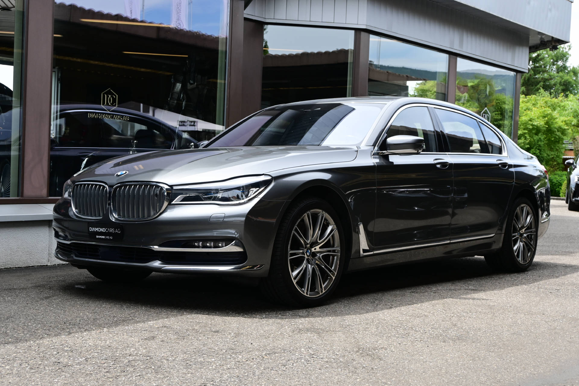 BMW 750Li xDrive *Individual*Executive Lounge