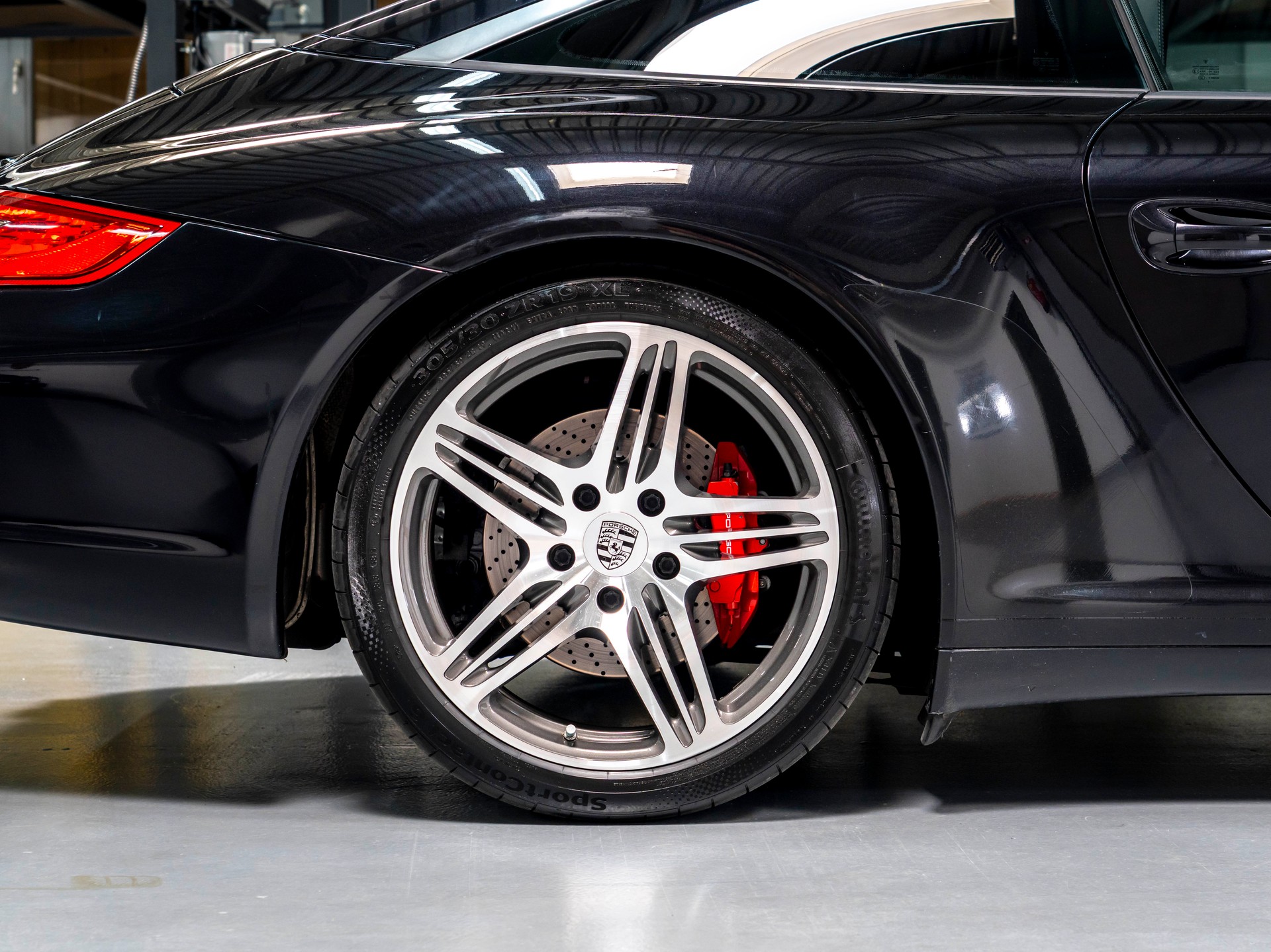 PORSCHE 911 Targa 4S-image-11
