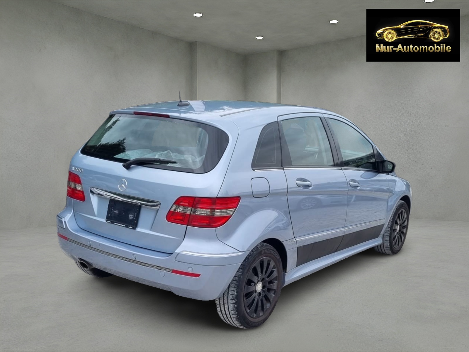 MERCEDES-BENZ B 200-image-4