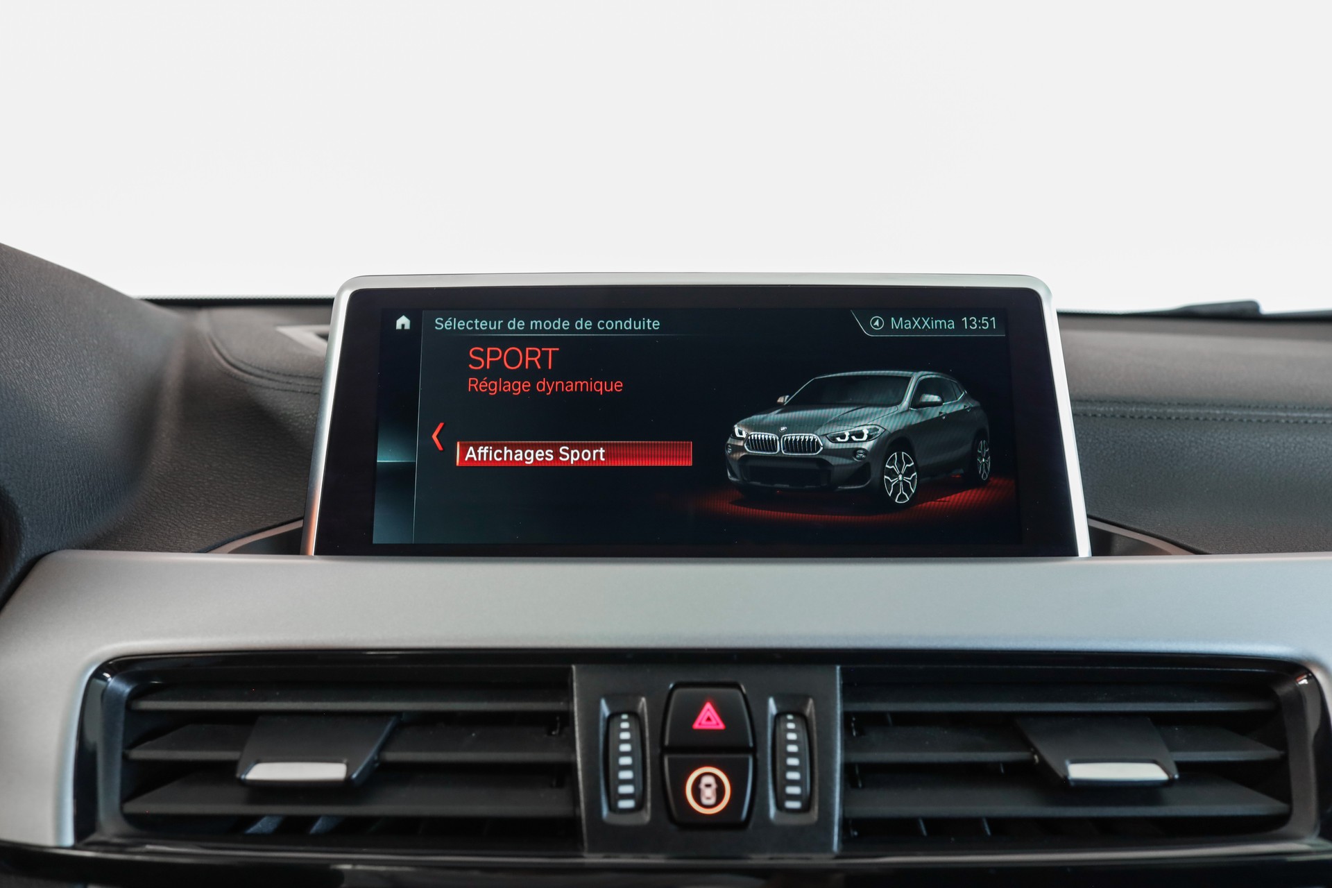 BMW X2 xDrive 18d-image-24