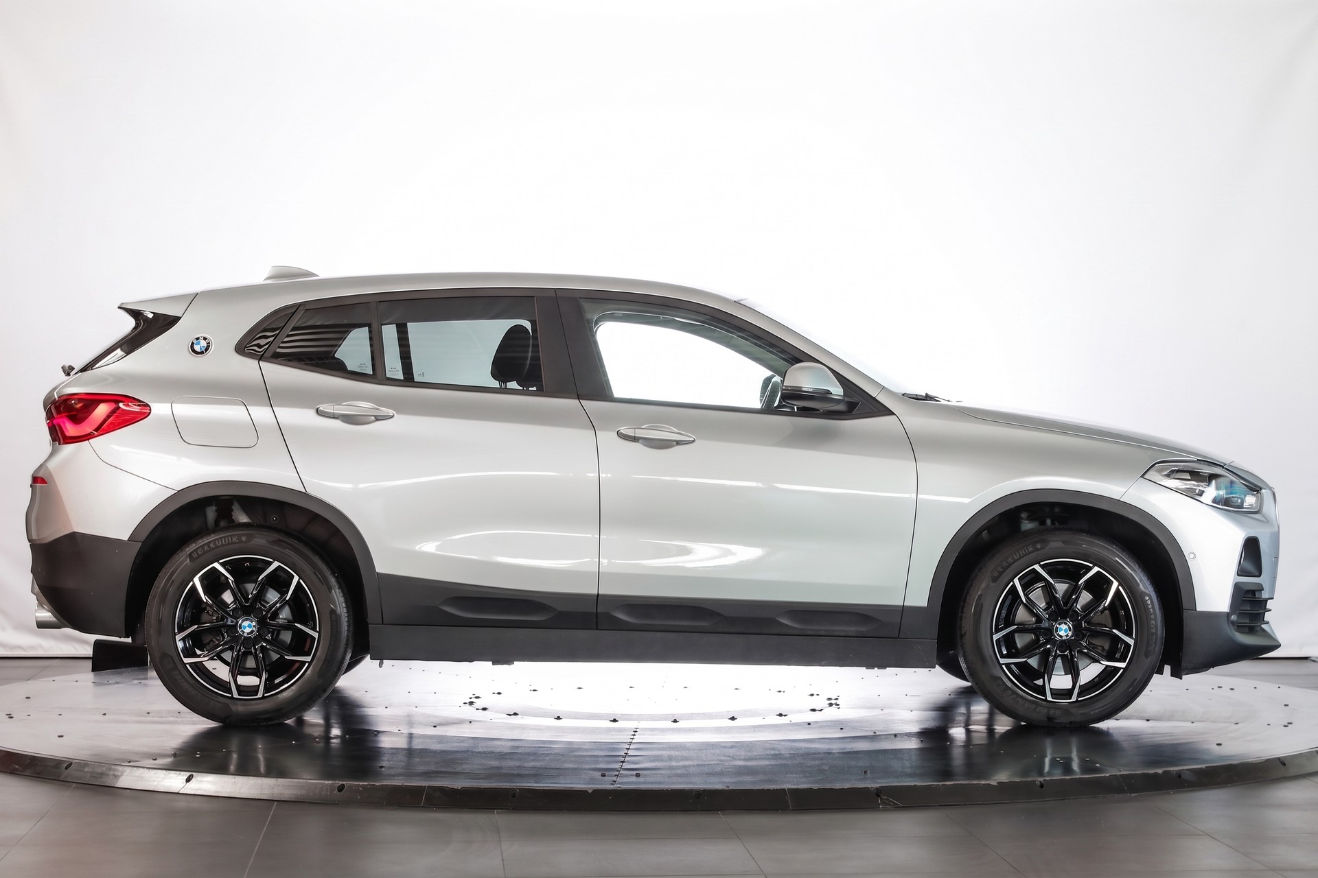 BMW X2 xDrive 18d-image-4