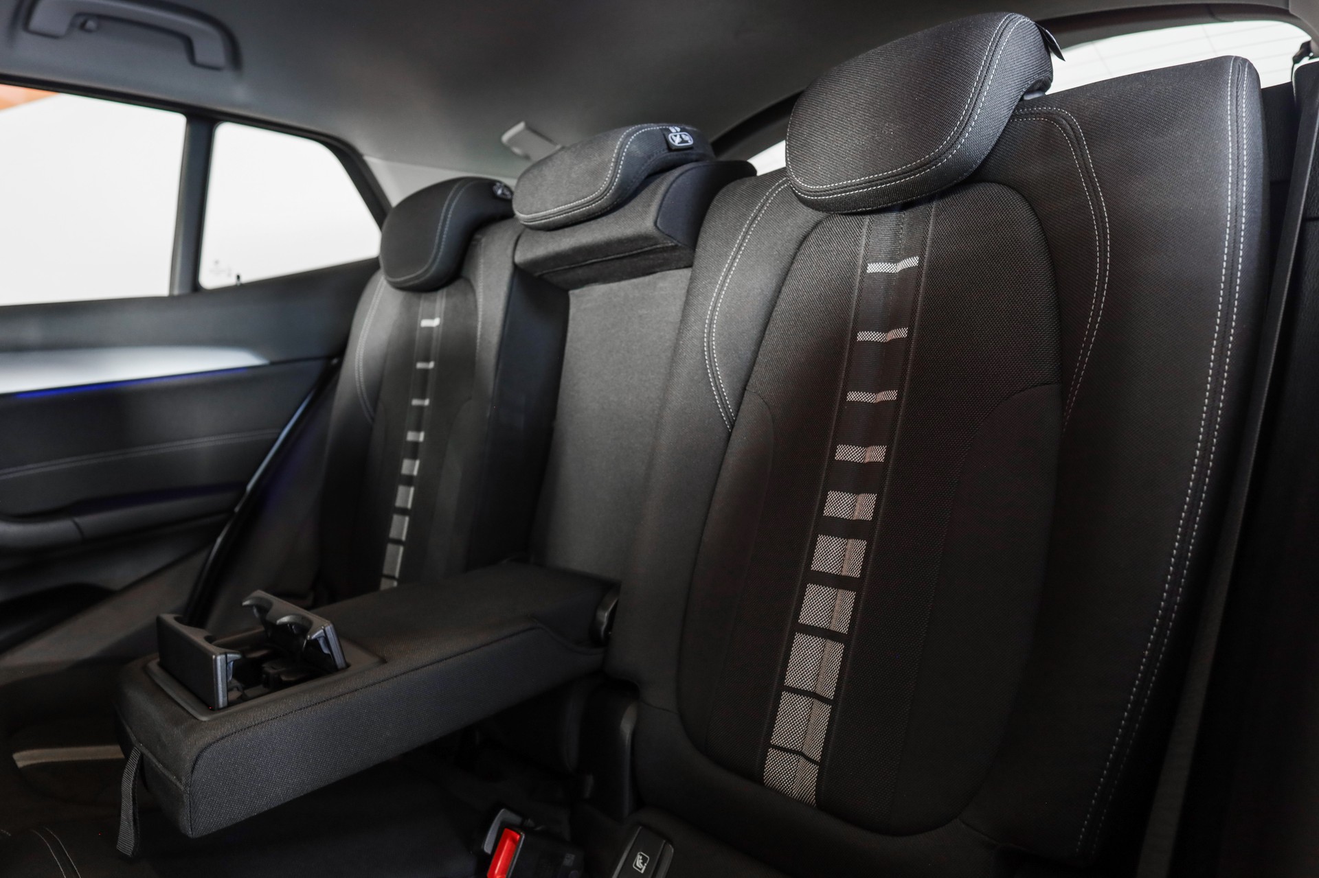 BMW X2 xDrive 18d-image-15
