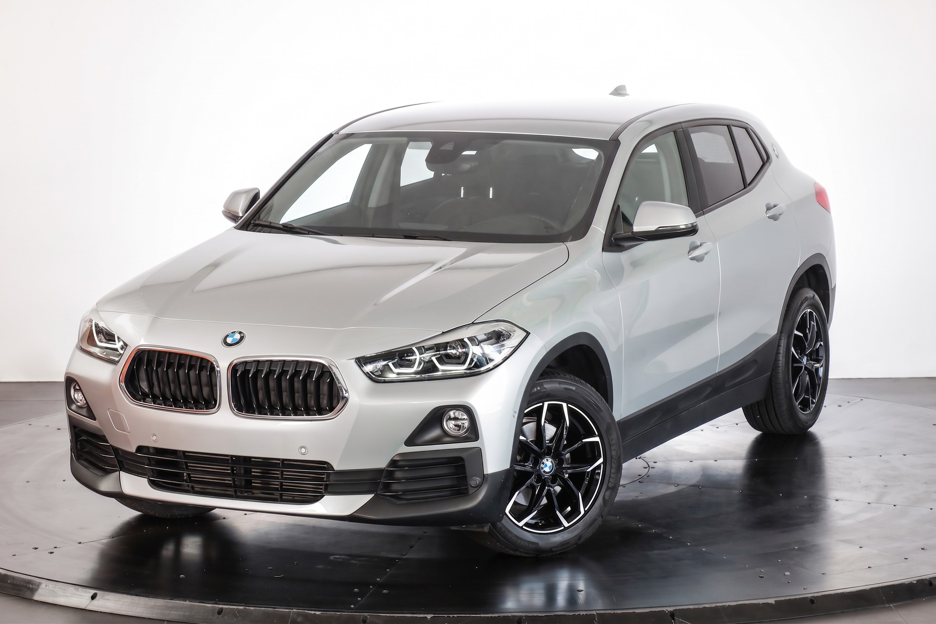 BMW X2 xDrive 18d-image-5