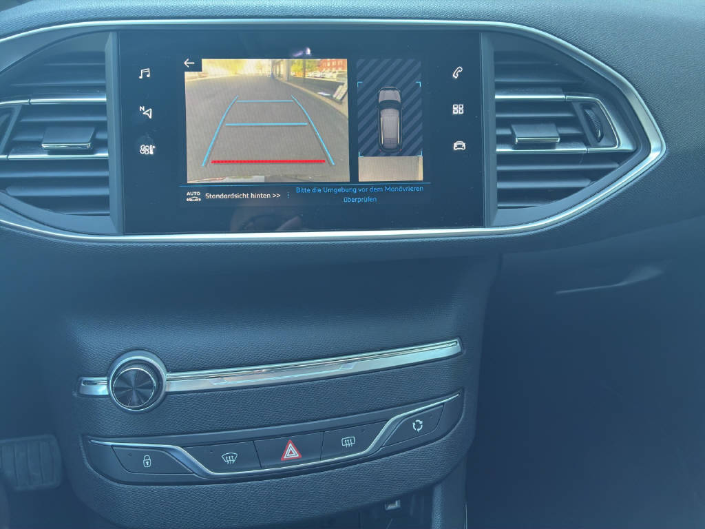 PEUGEOT 308 SW 1.5 BlueHDi Allure Pack-image-10
